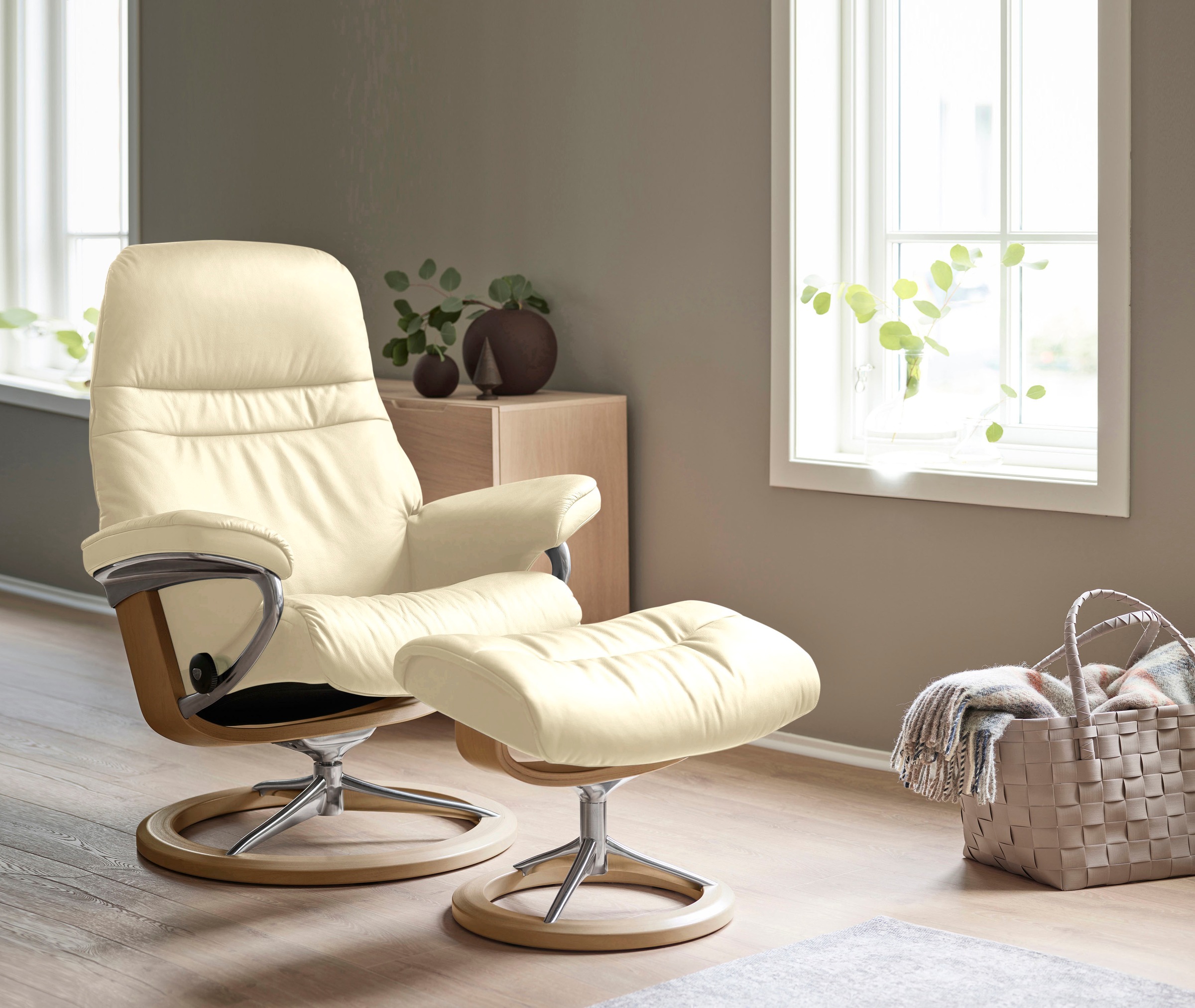 Stressless® Relaxsessel »Sunrise«, (Set, Relaxsessel mit Hocker), mit Signature Base, Größe S, Gestell Eiche