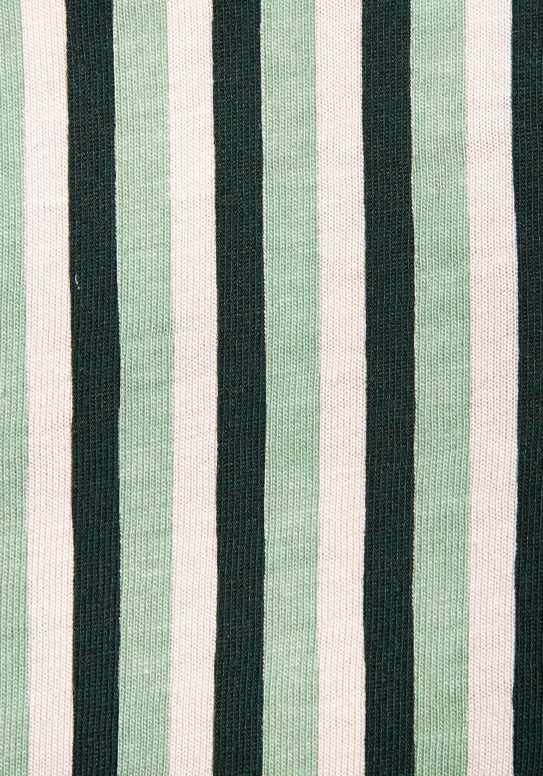 s.Oliver Pyjamaoberteil, mit schönem Alloverprint
