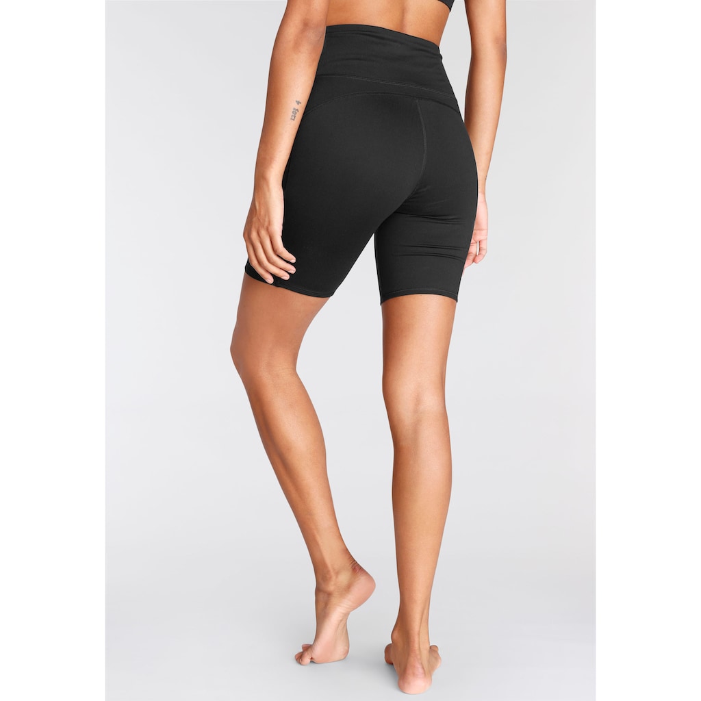 PUMA Leggings »STUDIO FOUNDATION SHORT TIGHT«