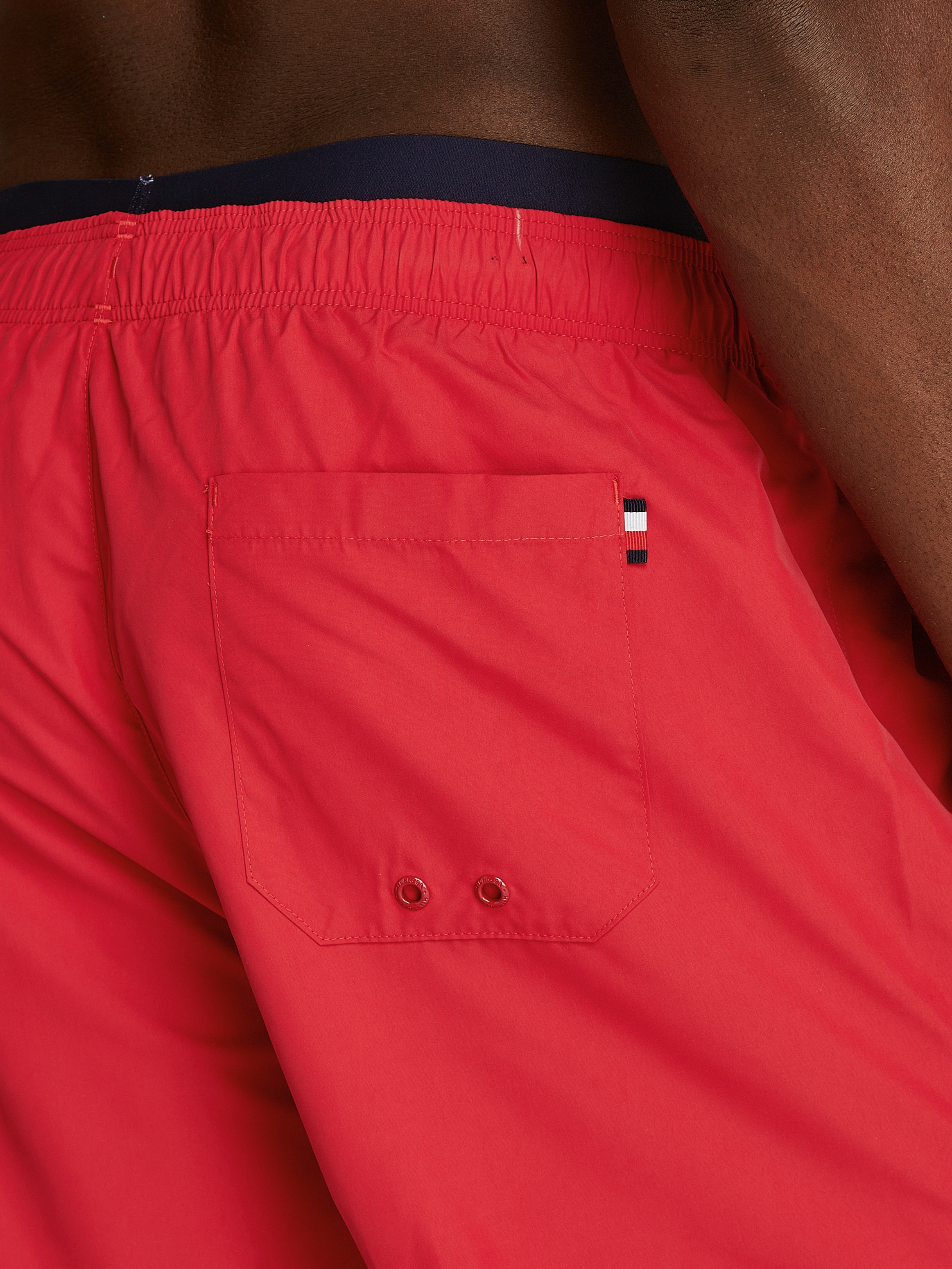 Tommy Hilfiger Swimwear Badeshorts »MEDIUM DRAWSTRING DW«, mit Bindeband, mit Logoschriftzug