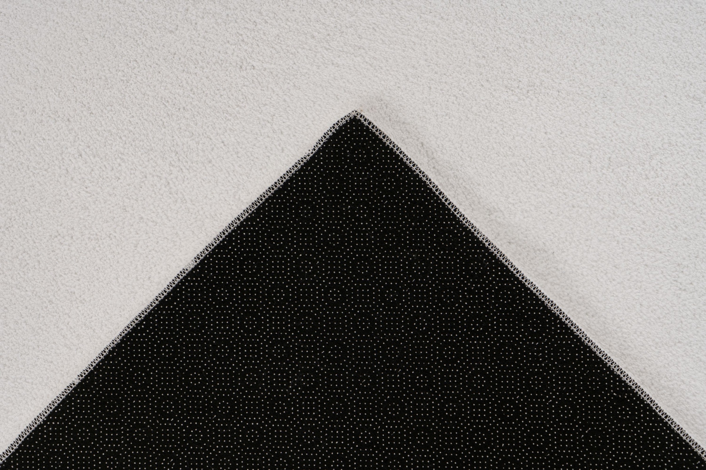 Teppich KAYOOM "Earthquake 225", weiß, B:200cm H:14mm L:280cm, Polyester, Teppiche, Teppich, auch als Läufer, dichter uni Kurzflor, Wohnzimmer 3