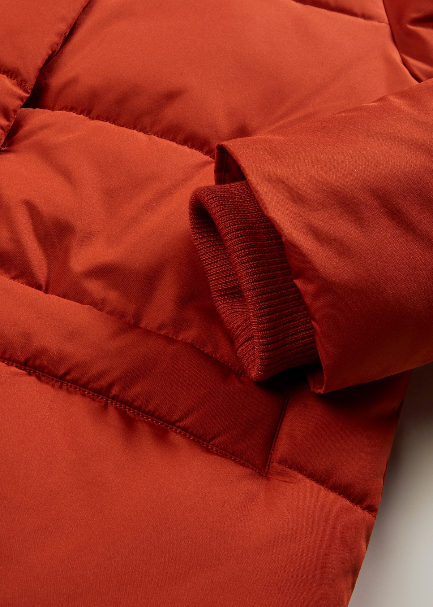 bonprix Steppmantel mit dicker Wattierung, mit Kapuze, Oversize-Passform