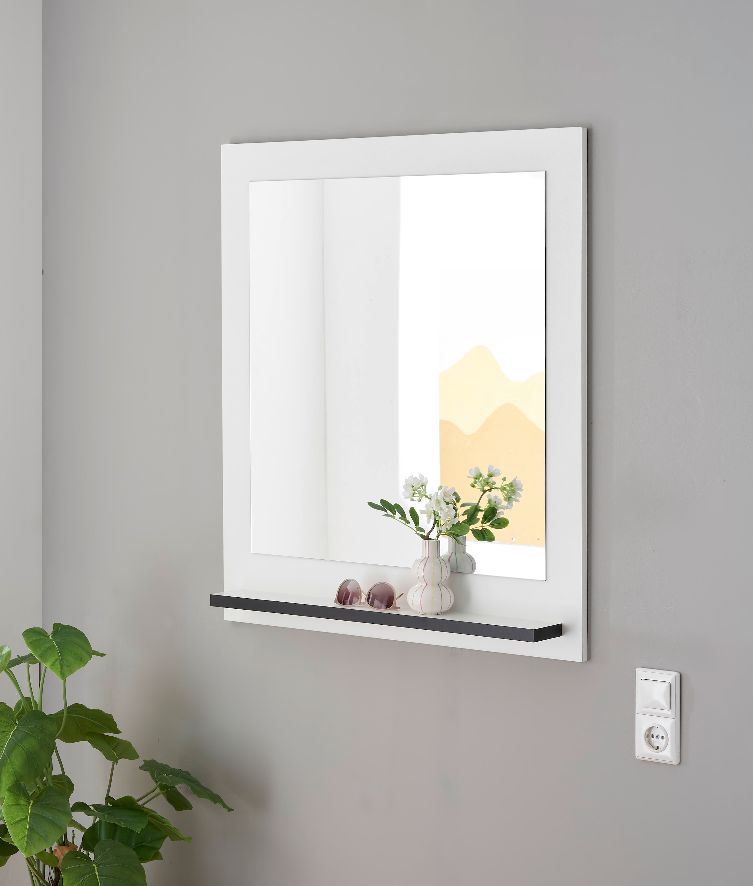 Home affaire Garderobenspiegel "Cantara, Spiegel in zwei Farben, modernes, zeitloses Design" universell einsetzbar, mit Ablagefläche, eckig, 79 cm breit