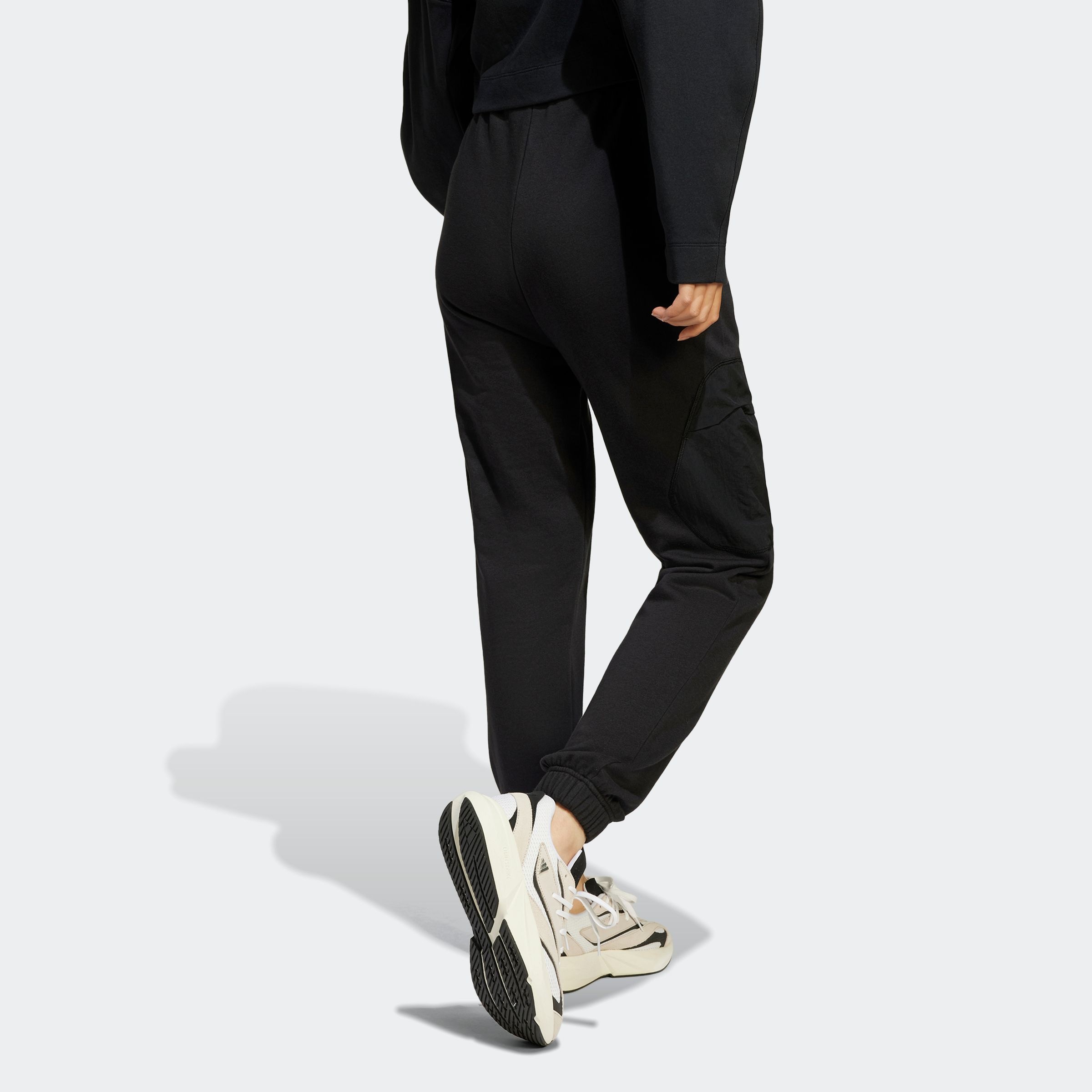 adidas Sportswear Sporthose »W CE G KN CARG«, (1 tlg.)