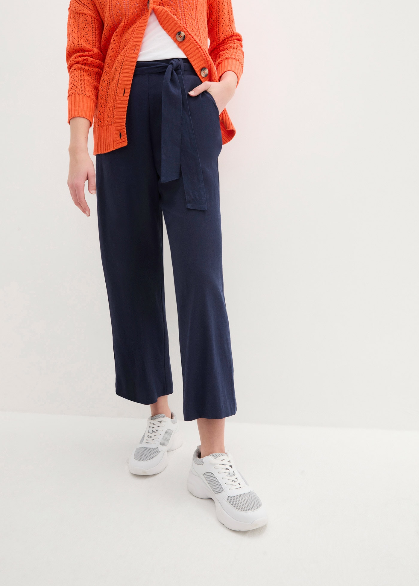 bonprix Culotte »Culotte aus luftigem Leinen-Mix«  aus Leinen-Mix, mit Bindeband, Loose Fit, knöchelfrei