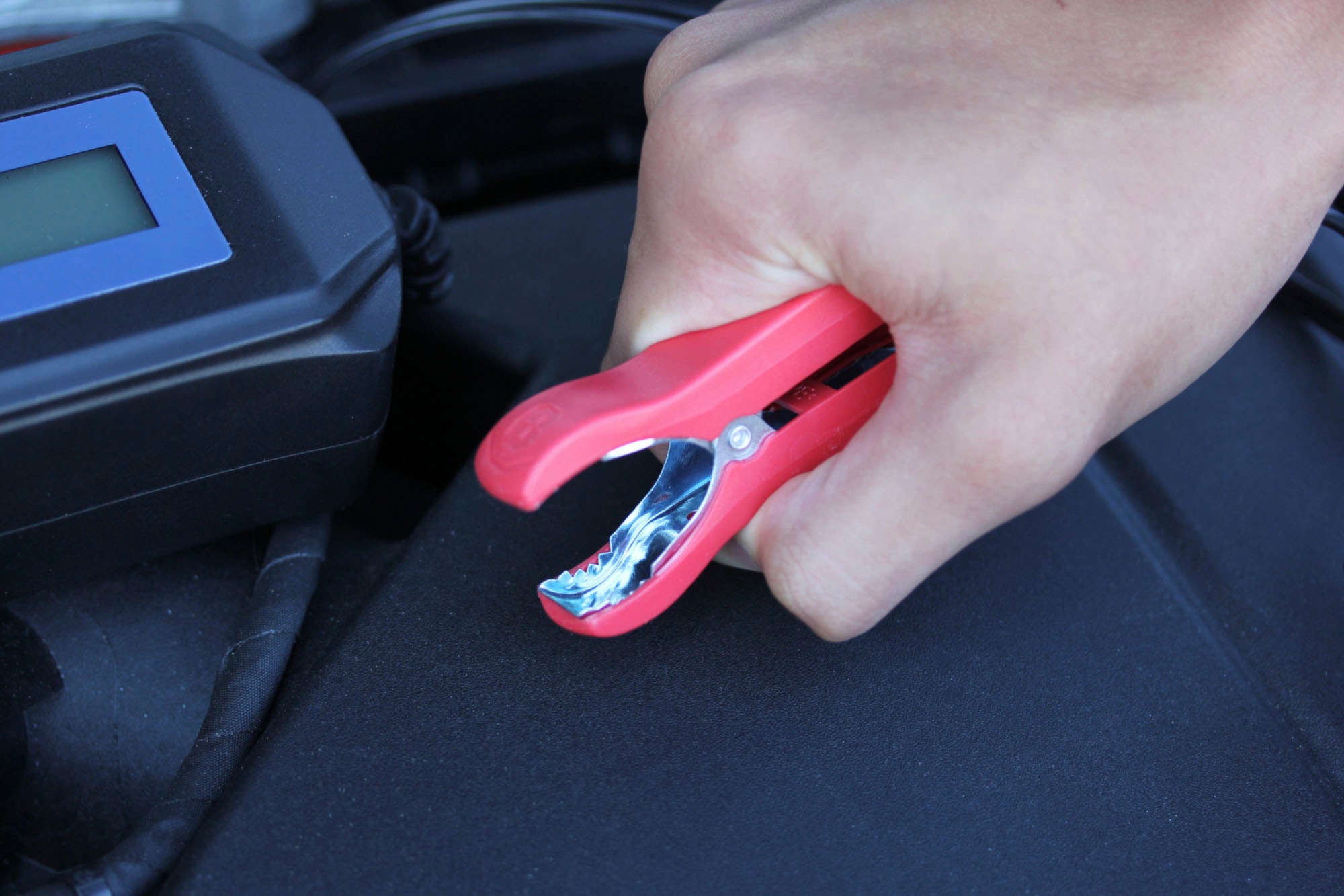 Cartrend Autobatterie-Ladegerät »Batterieladegerät DP6.1 mit Mikroprozessor-Technologie 6V/12V, 6A«