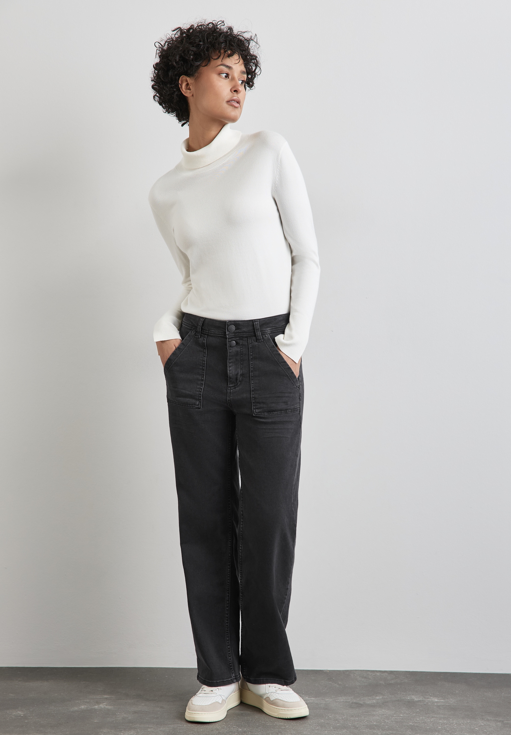 STREET ONE Gerade Jeans, 4-Pocket Style