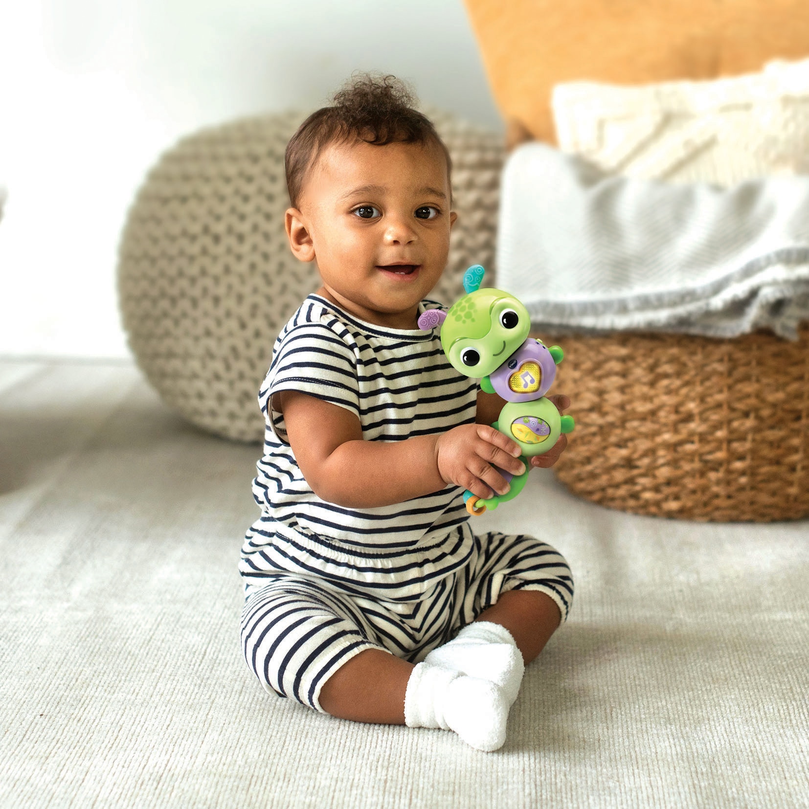 Vtech® Greifspielzeug »VTechBaby, Drehspaß-Raupe«, mit Licht und Sound