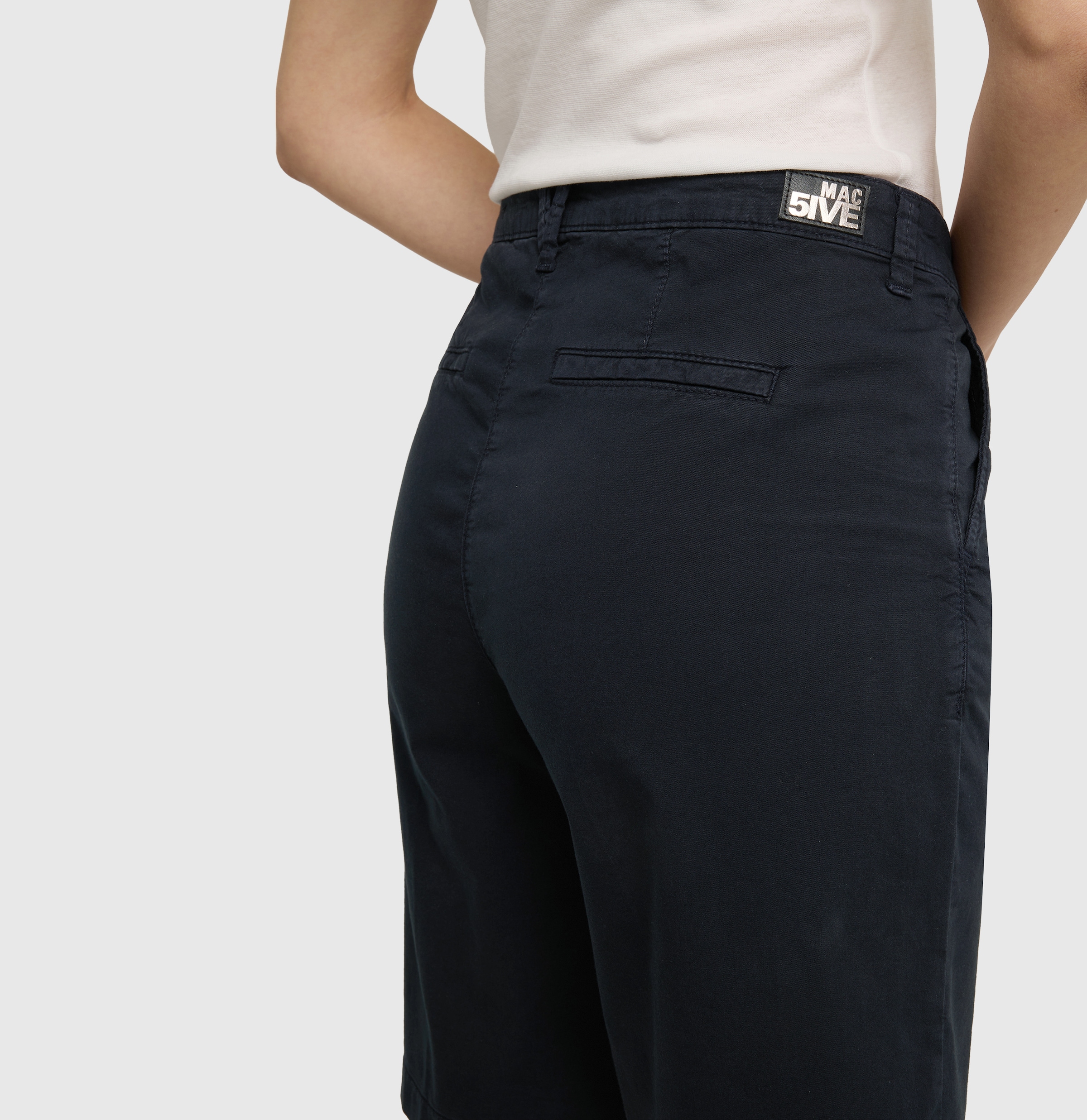 MAC Bermudas »CHINO Bermuda«  weites Bein, mit Deko-Tuch