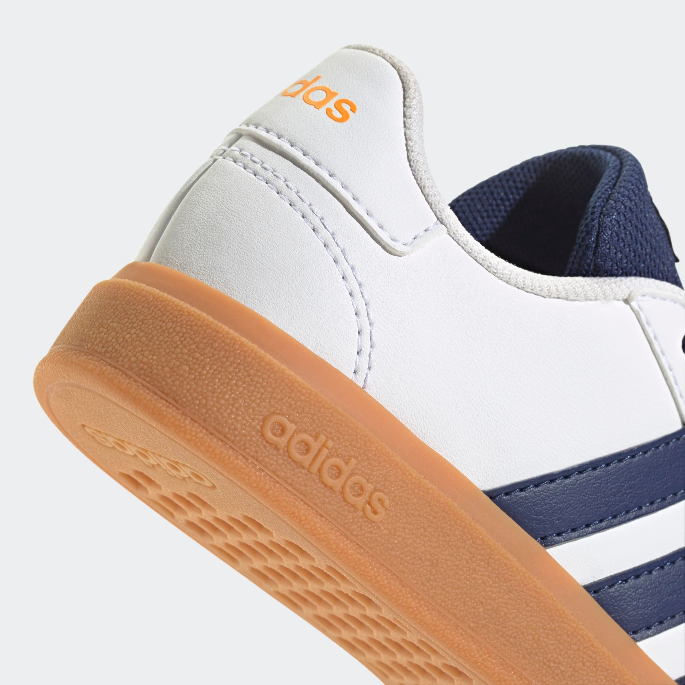 adidas Sportswear Sneaker »GRAND COURT LIFESTYLE TENNIS LACE-UP«, Design auf den Spuren des adidas Superstar