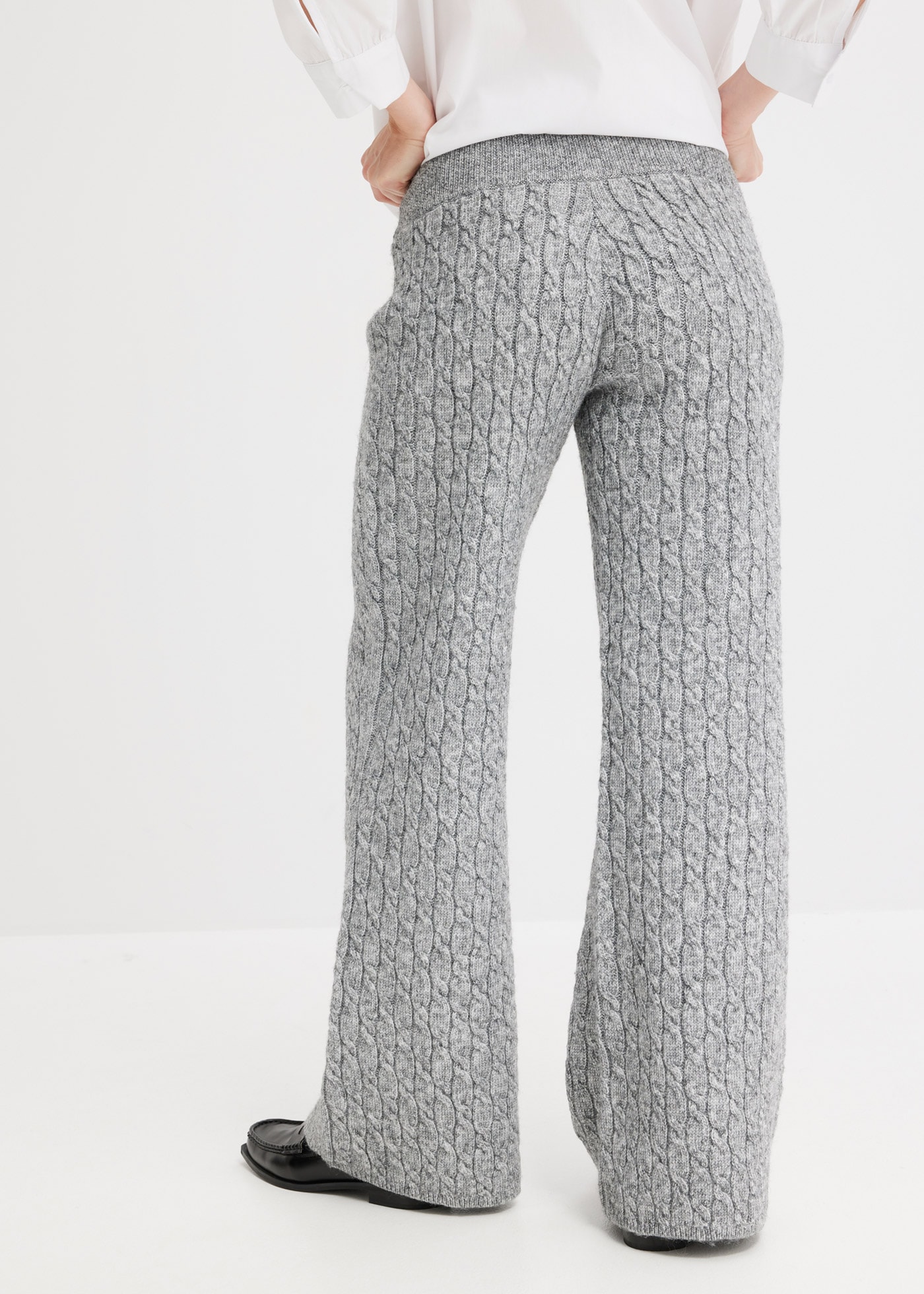 bonprix Stoffhose »Strickhose mit Zopfmuster«  mit Zopfmuster