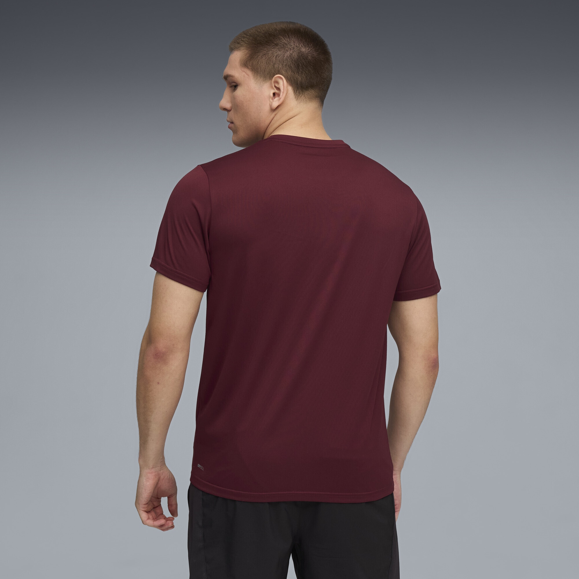 PUMA Trainingsshirt »TAD ESSENTIALS Einfarbiges T-Shirt mit Cat Logo Herren«