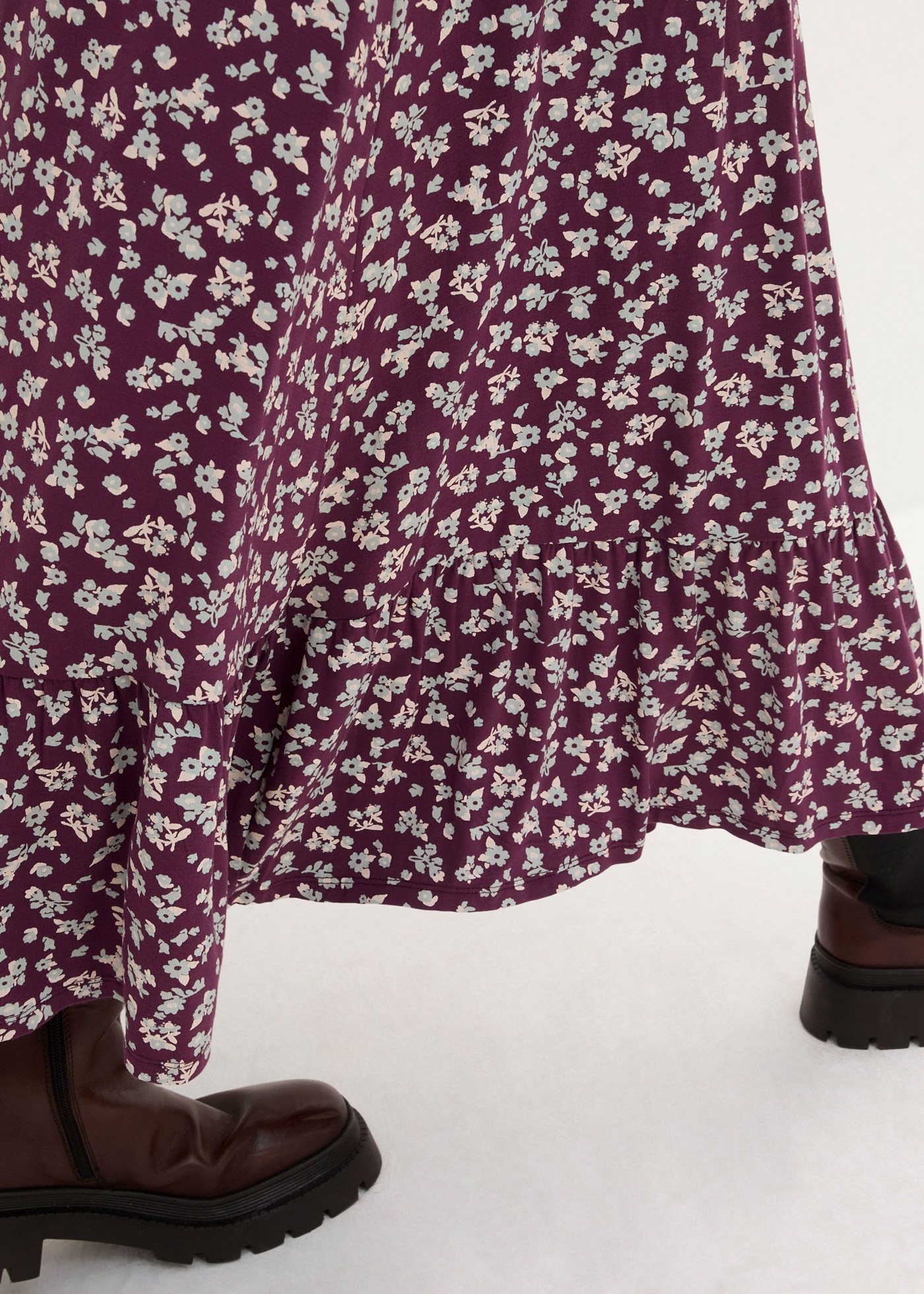 bonprix Jerseykleid »Jerseykleid aus fließendem Viskose-Mix« für vielseitige Anlässe, aus Viskose-Mix, mit Elasthan-Anteil