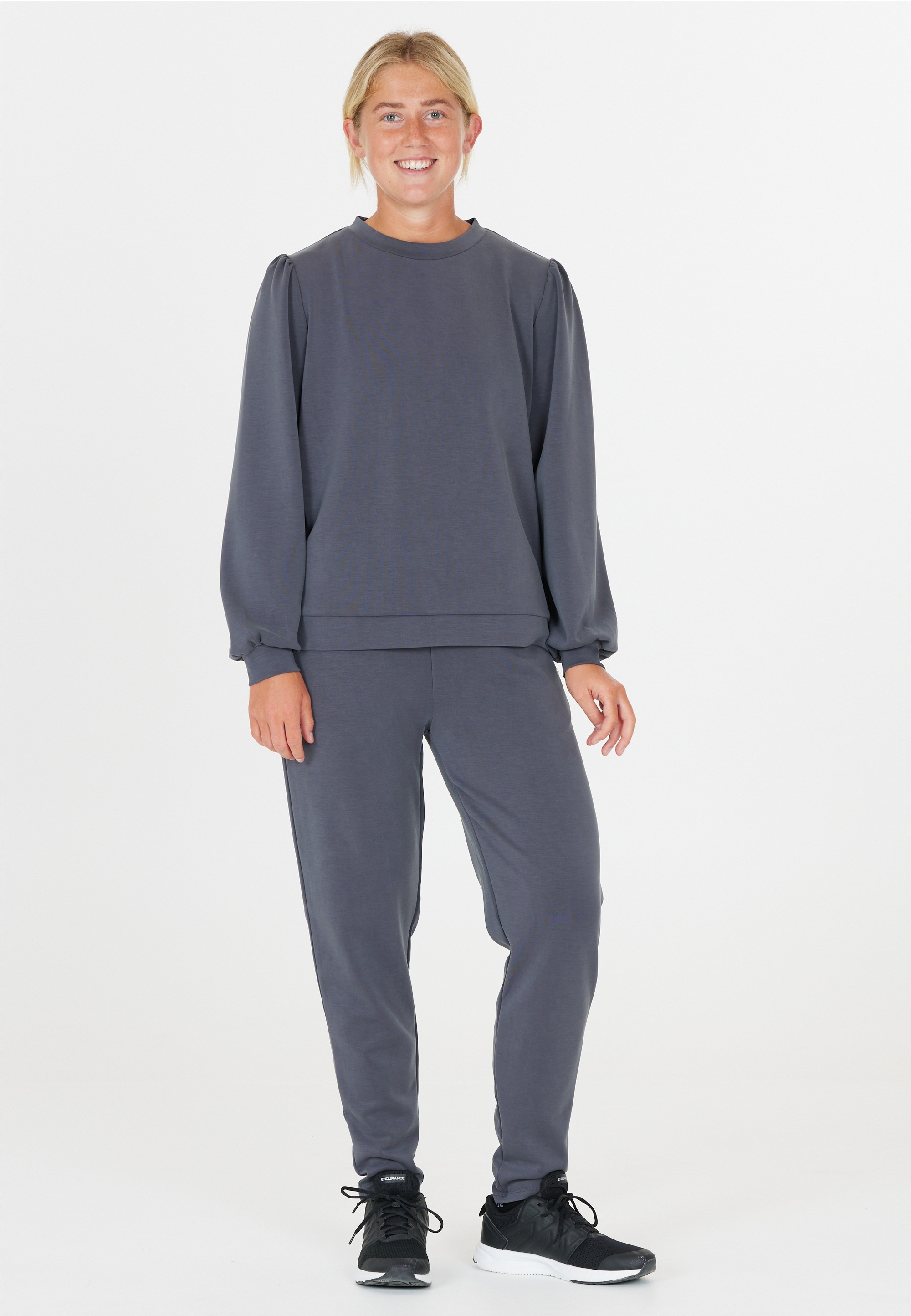 ATHLECIA Sweatshirt »Jillnana«, aus weichem Stoff mit entspannter Passform