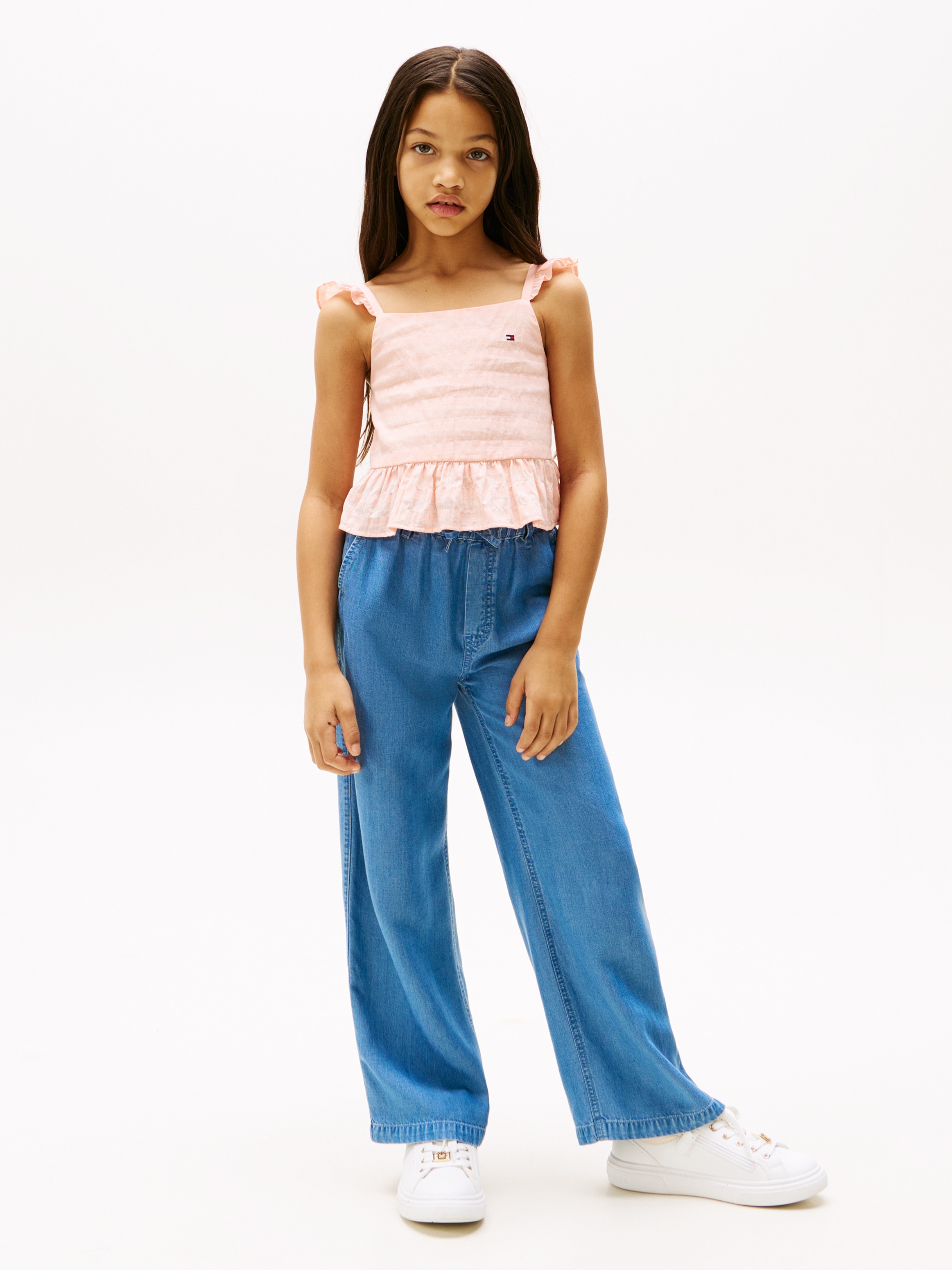 Tommy Hilfiger Trägertop »TEXTURED COTTON TOP SLVLS«, mit Stickerei, mit Rüschen