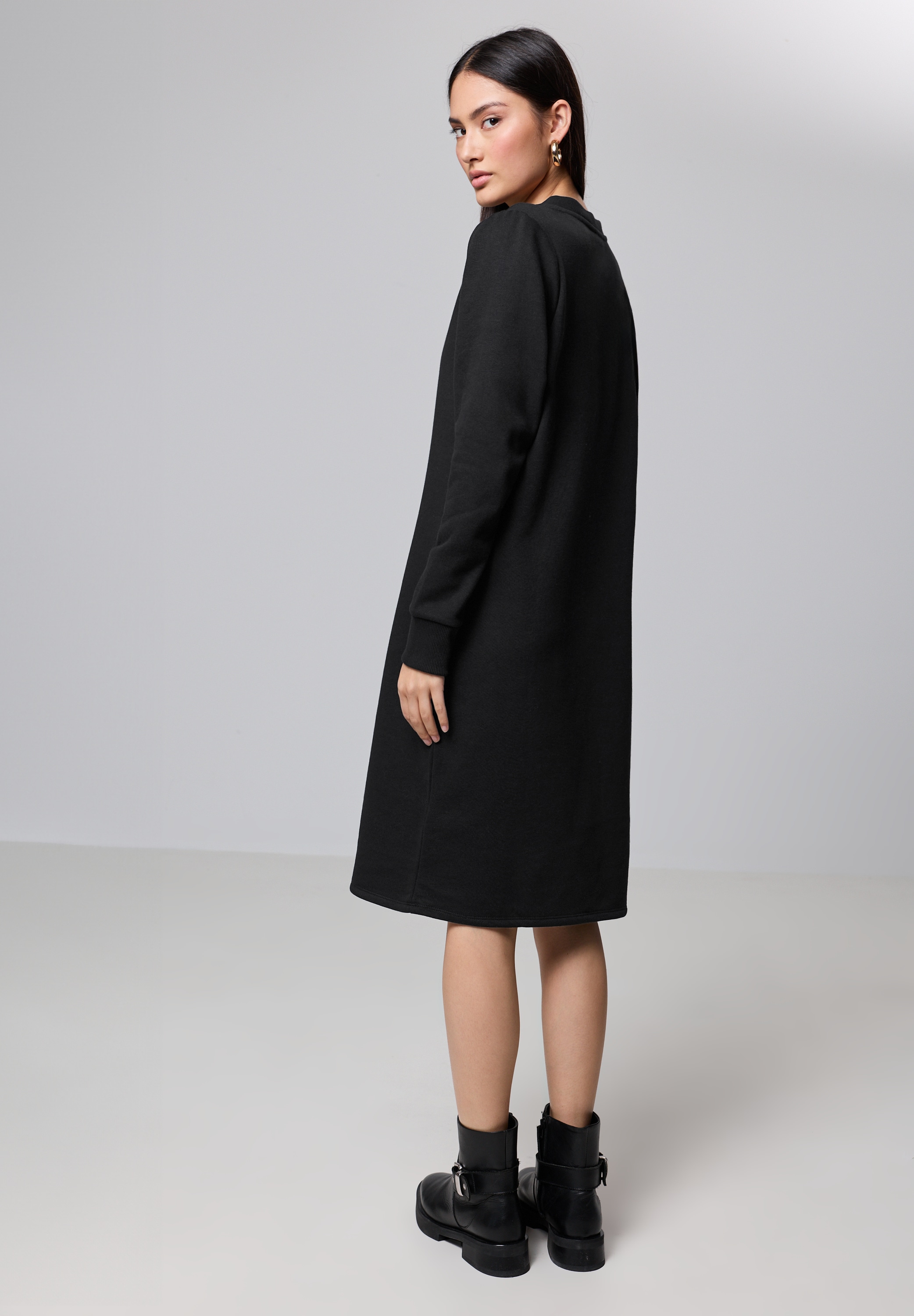 STREET ONE STUDIO Sweatkleid, soft und trageangenehm