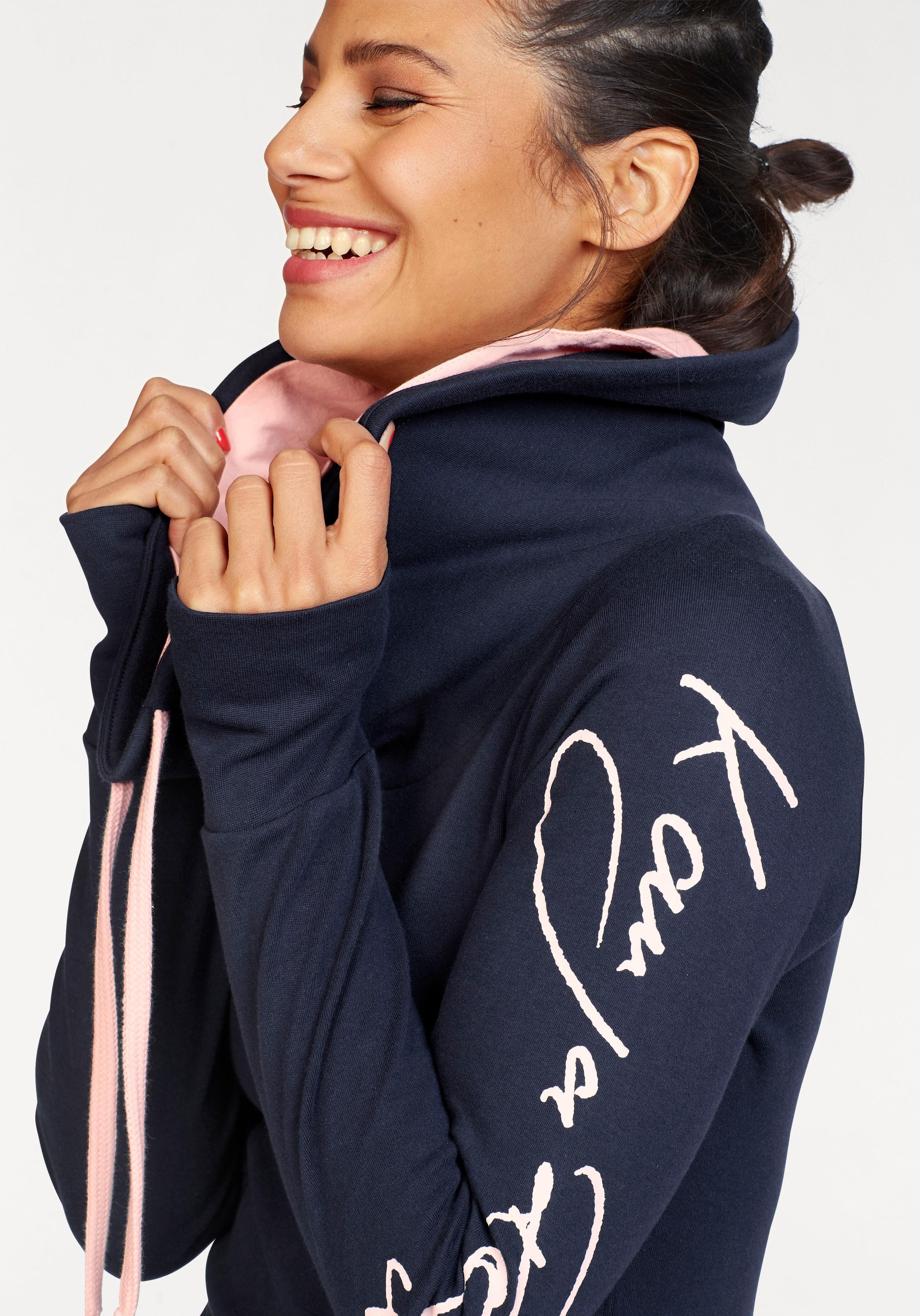 Thumbnail - KangaROOS Longsweatshirt, figurbetonter Schnitt, mit stylischem Logodruck