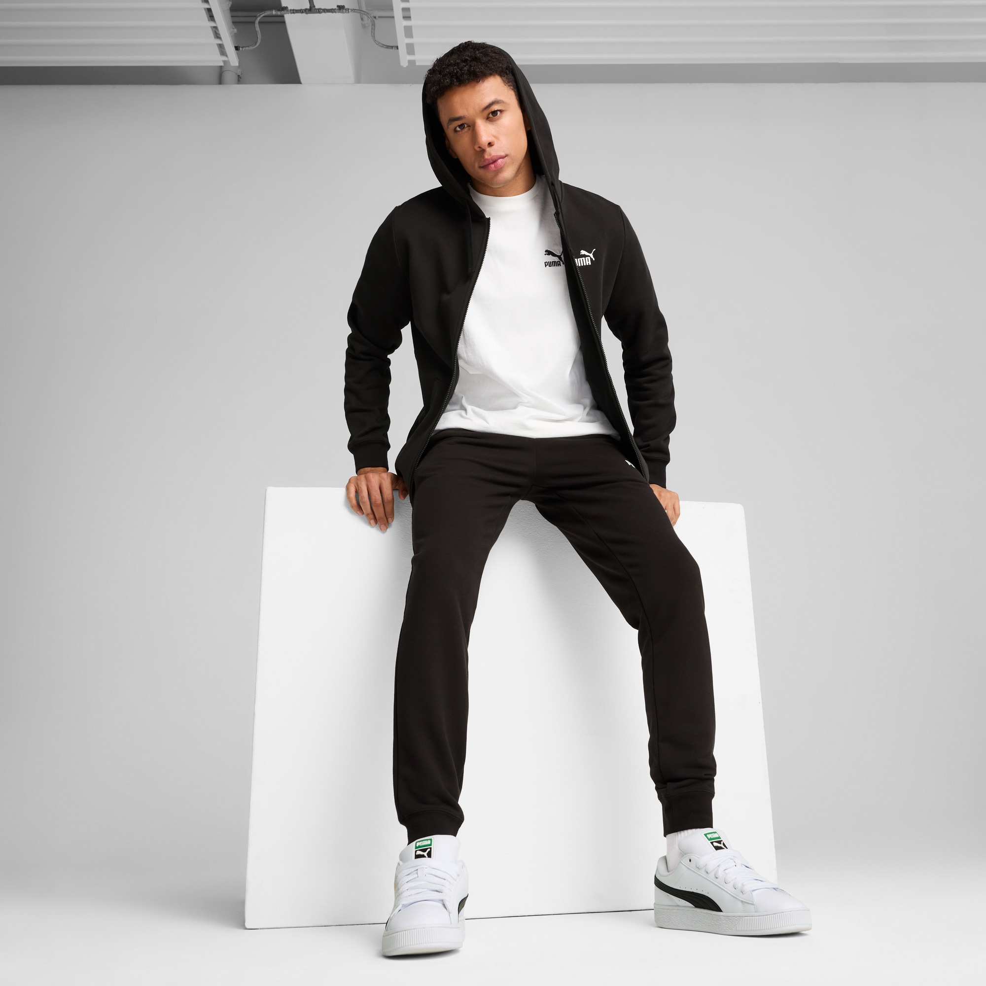 PUMA Kapuzensweatshirt »ESS NO. 1 LOGO FULL-ZIP HOODIE FL«