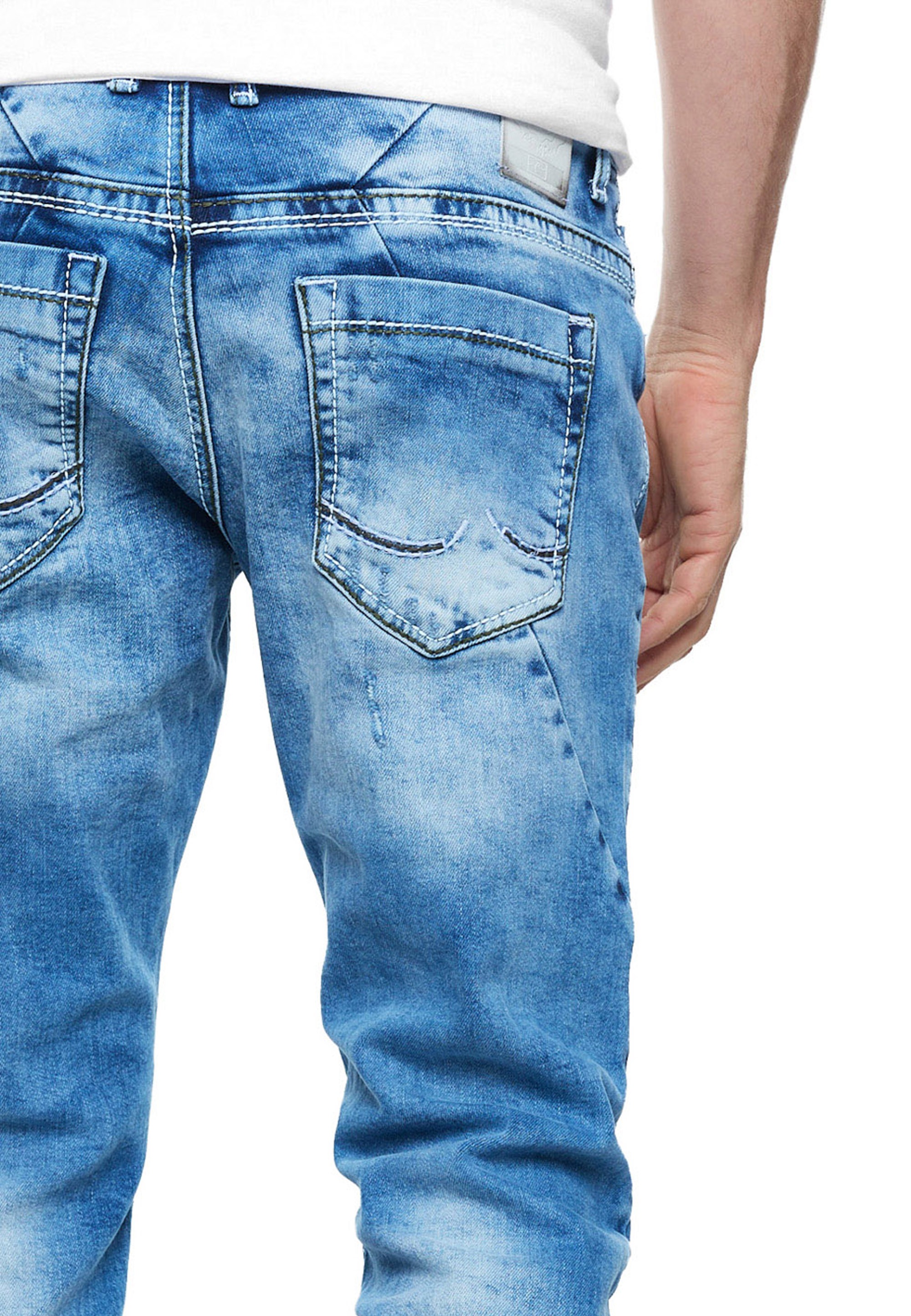 Rusty Neal Straight-Jeans »ODAR«, Mit farblich abgesetzten Ziernähten