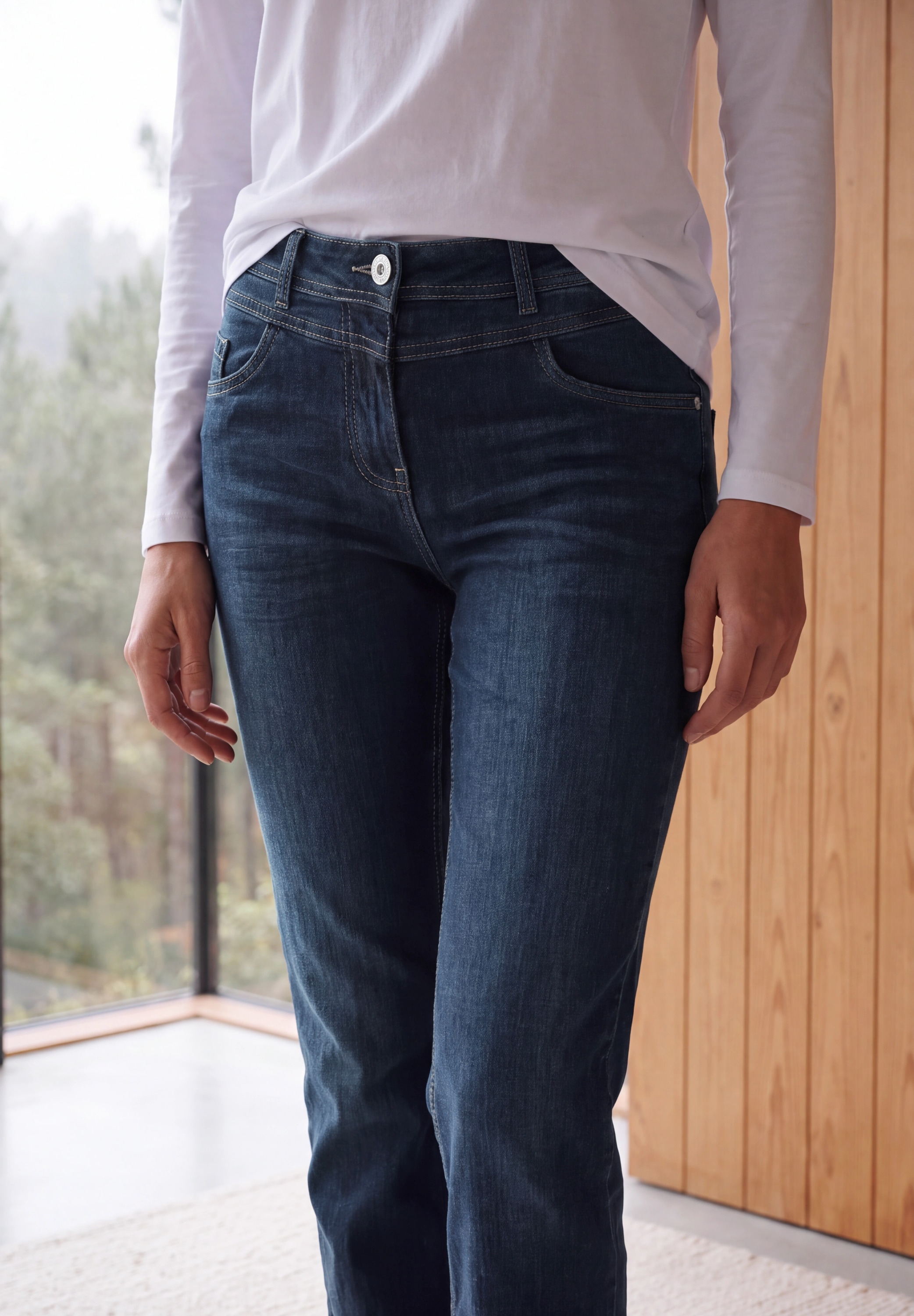 Cecil Bootcut-Jeans »Style Toronto« im Slim Fit und mit Stretch
