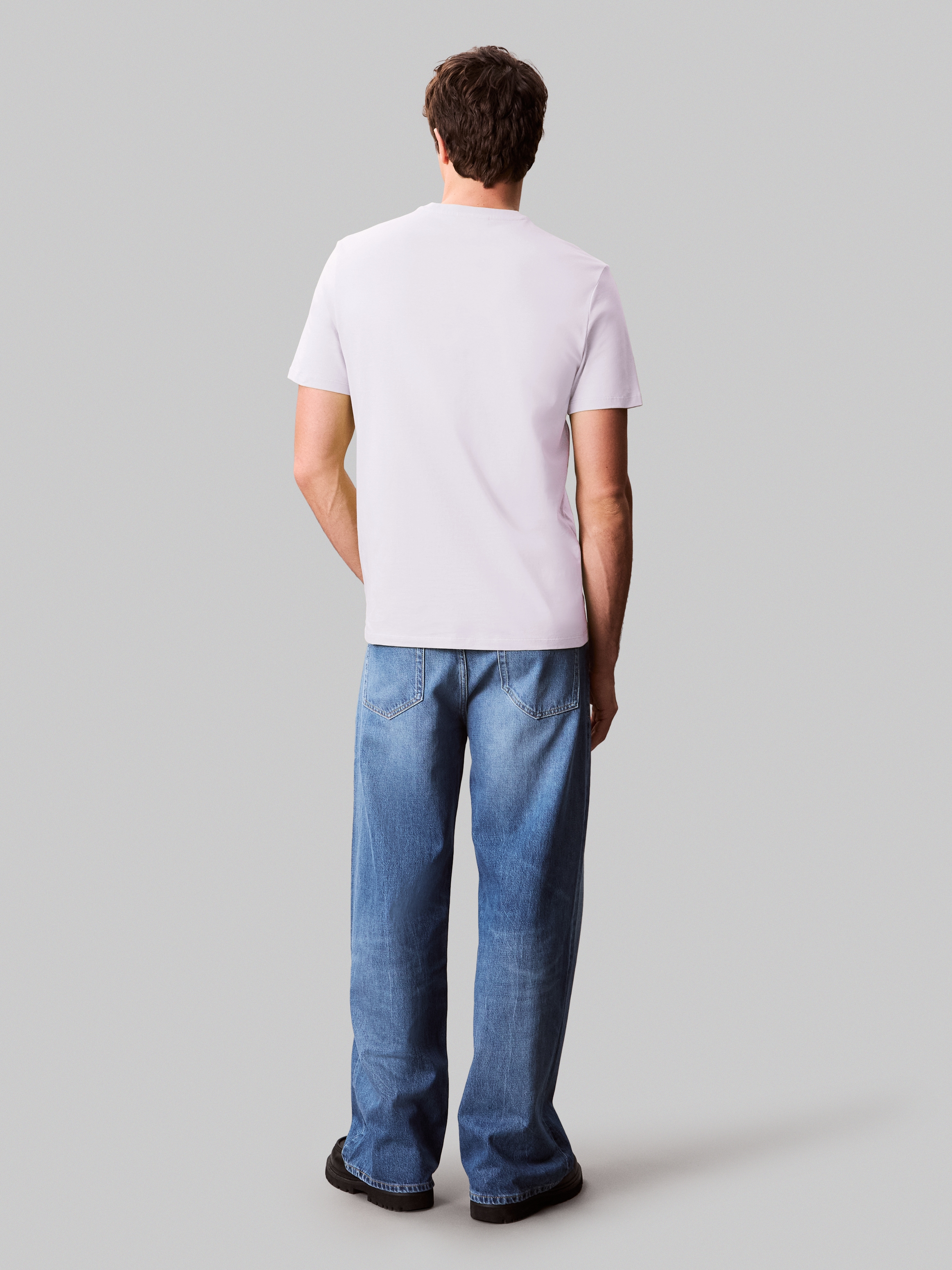 Calvin Klein Jeans T-Shirt »SS SMOOTH CTTN SOLID CREWNK TEE«, mit Logo
