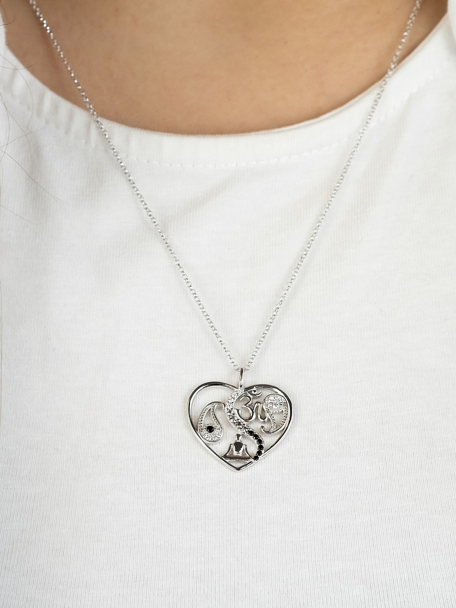 Engelsrufer Kette mit Anhänger »Yin Yang Herz Balance Tropfen Buddha und Om, ERN-YIYAHEART-26-ZI«, Made in Germany - mit Zirkonia (synth.)