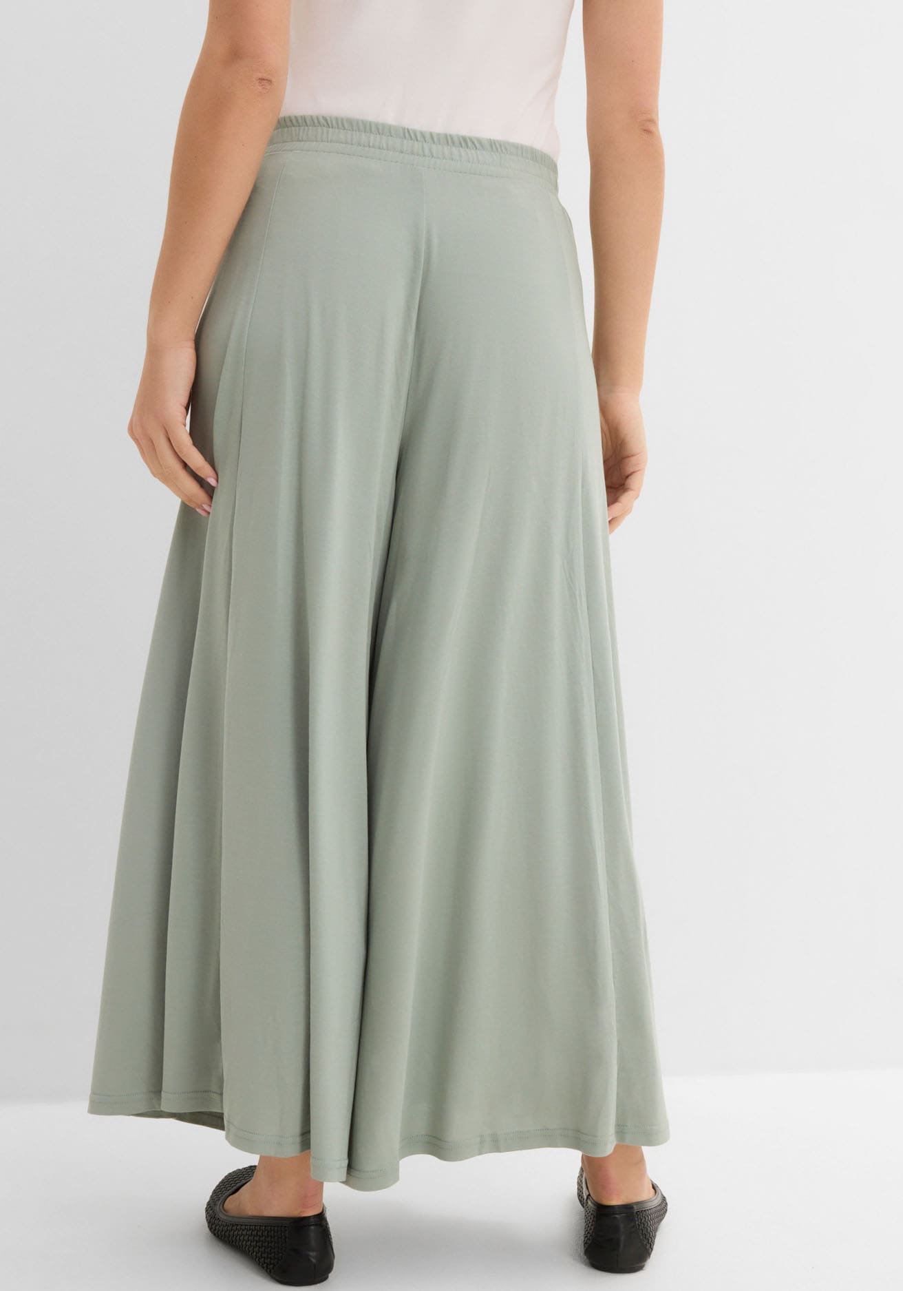 bonprix Culotte »Jersey-Culotte mit weitem Bein«  aus Modal und Polyester, Loose fit Passform, weites Bein