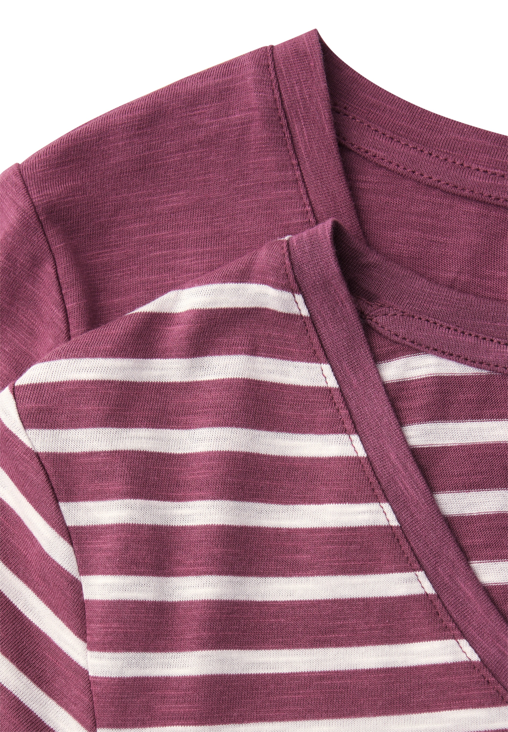 STREET ONE T-Shirt mit abgerundetem V-Ausschnitt