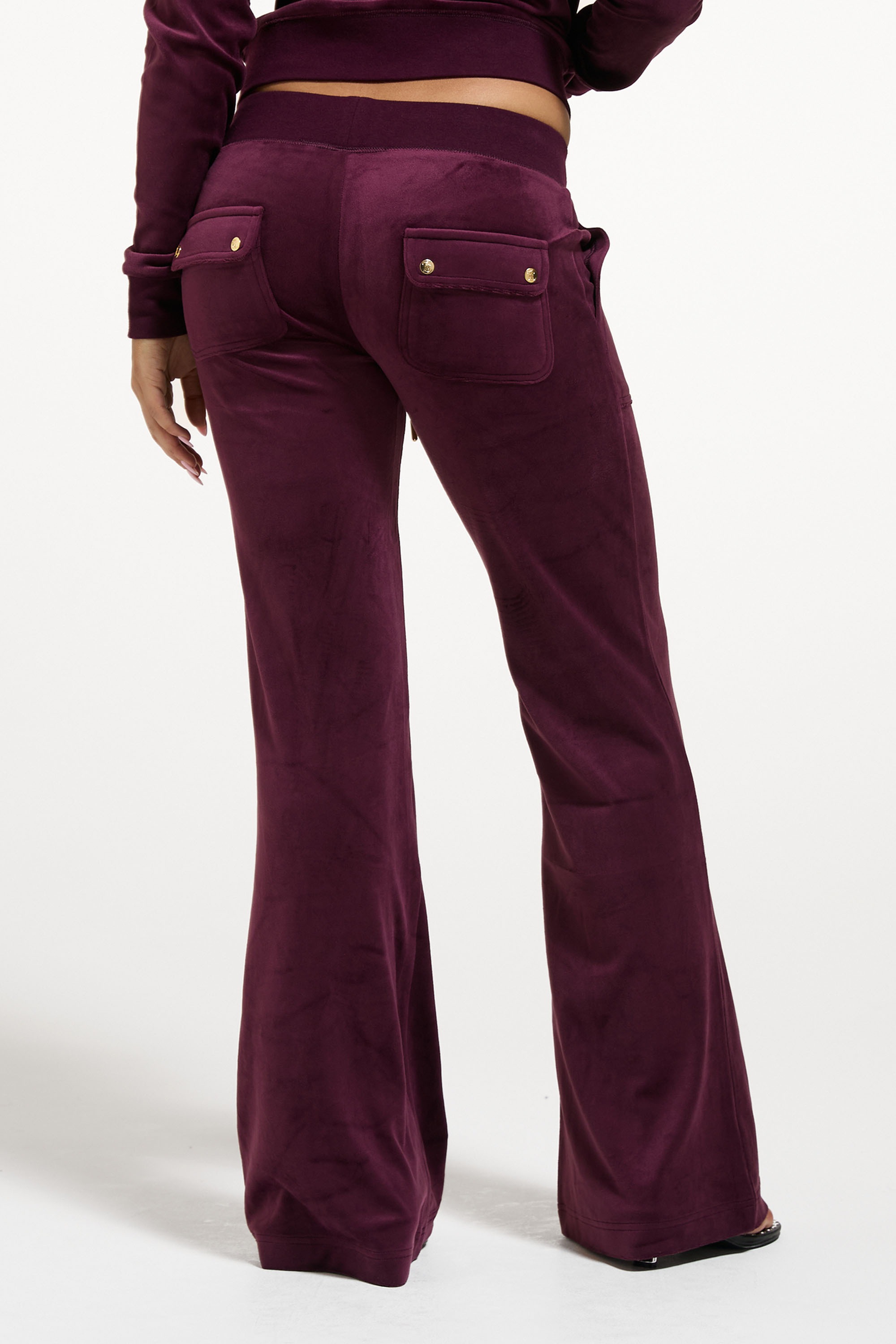 Juicy Couture »LAYLA LOW RISE POCKET GOLD HARDWARE Damen«  Trainingshose Damen, Sweathose, Velour, Jogginghose mit Glitzer, Sale