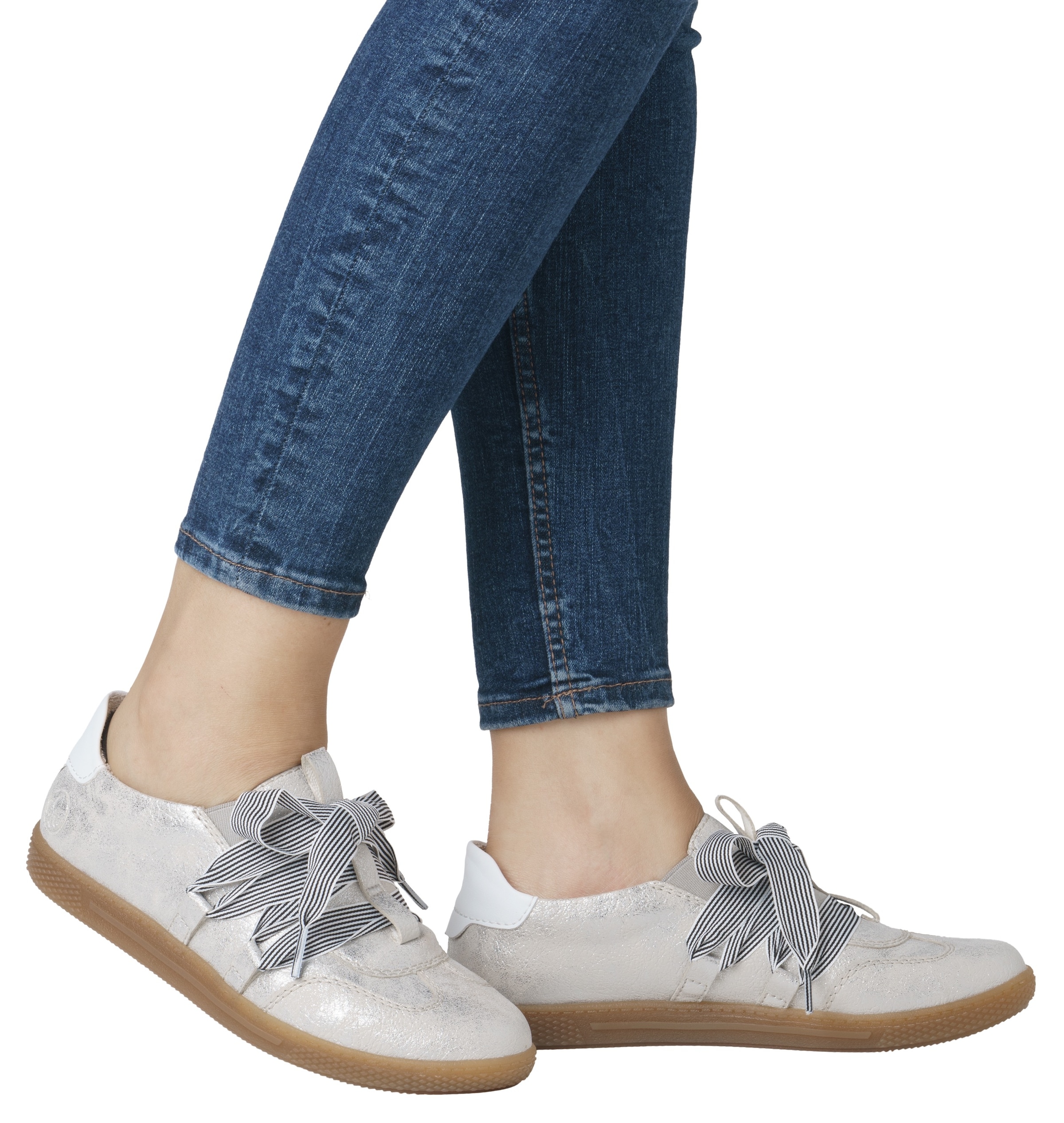 Rieker Slip-On Sneaker, Slipper, Halbschuh, Freizeitsneaker mit modischem Schnürelement