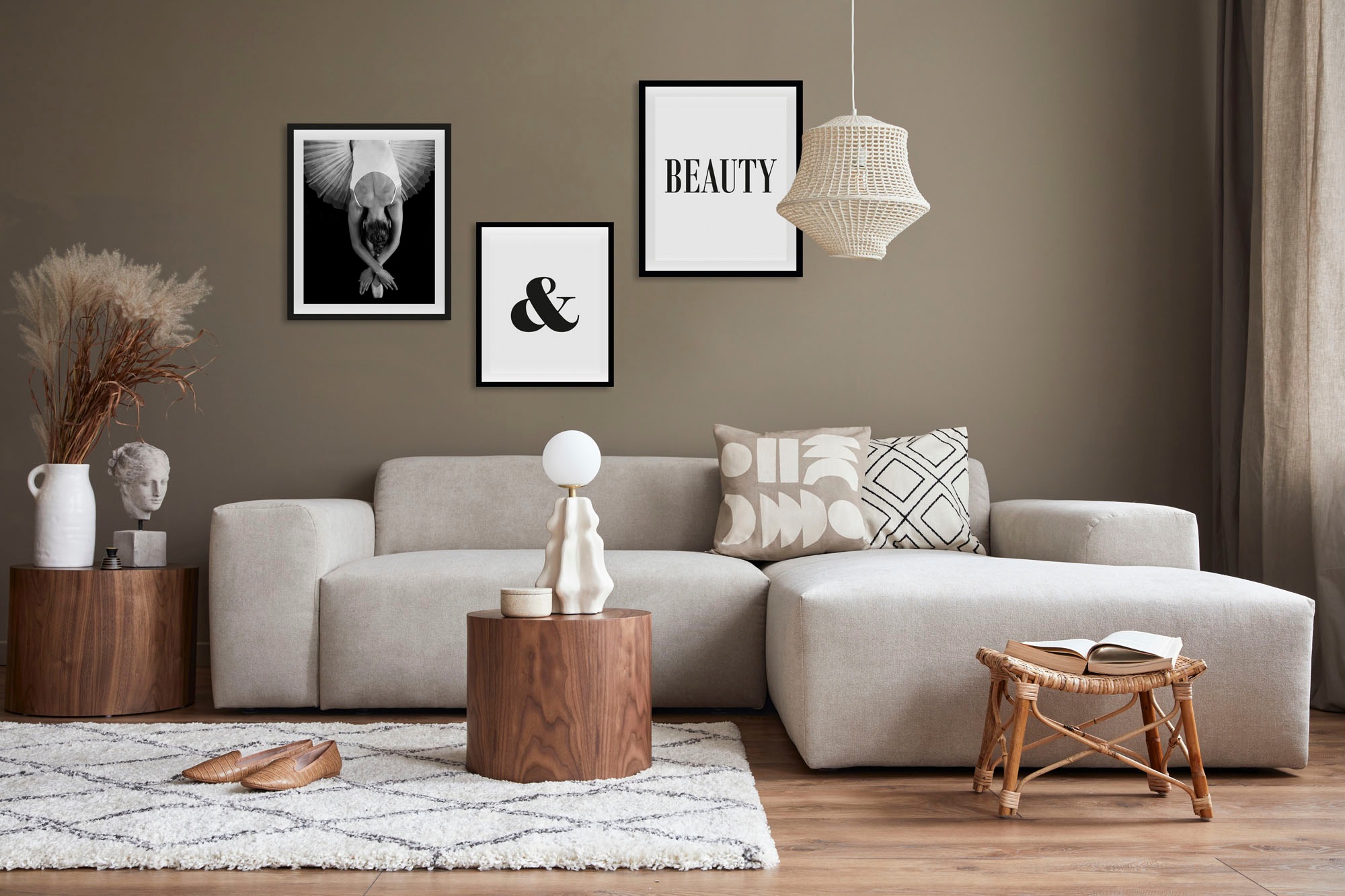 queence Bild »Beauty«, Schriftzug-Sprüche & Texte-Schwarz-Weiß-Tanz-Sport-Frau, (3 St.), HD Premium Poster-Druck inkl. Holzrahmen - 3er Set