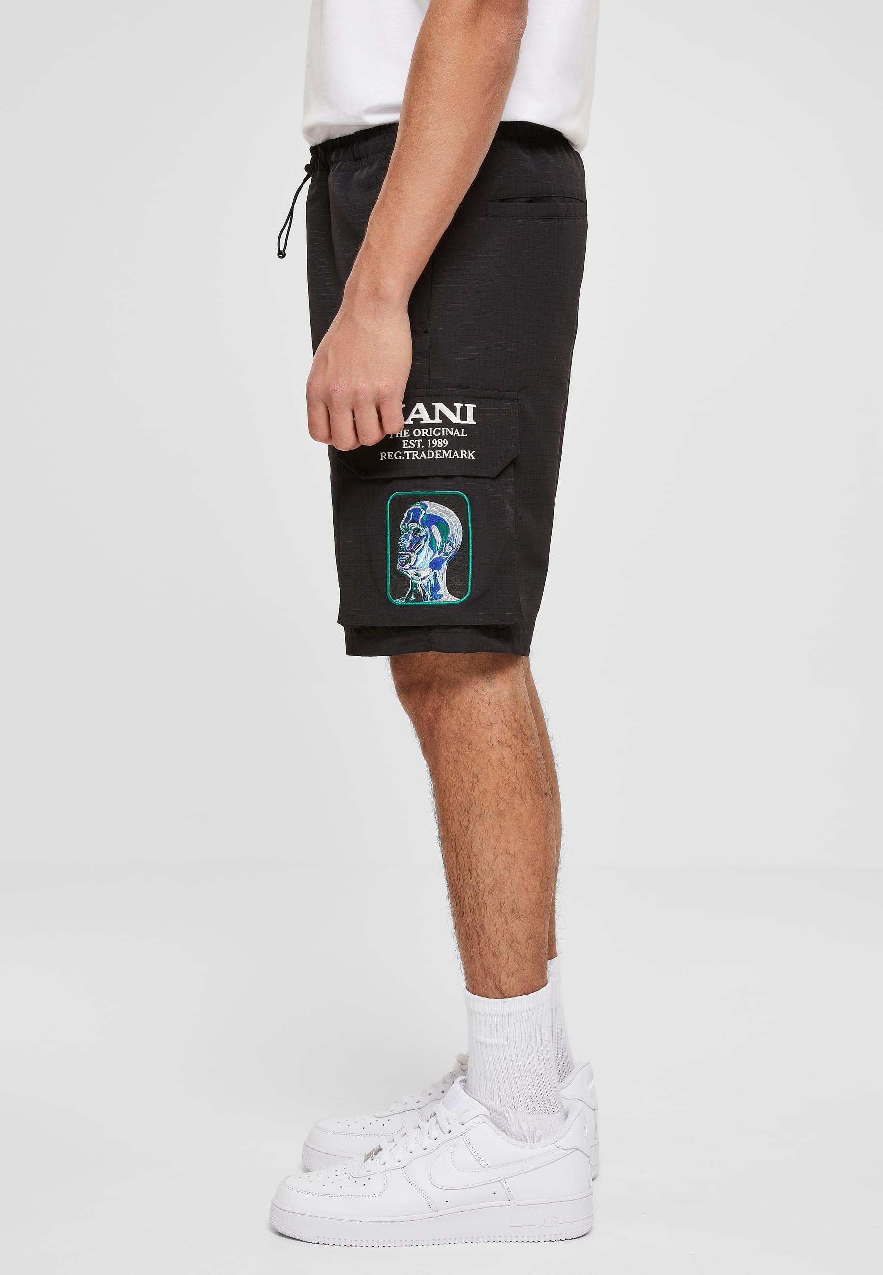 Karl Kani Shorts »Karl Kani Herren KM231-005-1KK Retro Patched Track Shorts black«, (1 tlg.)