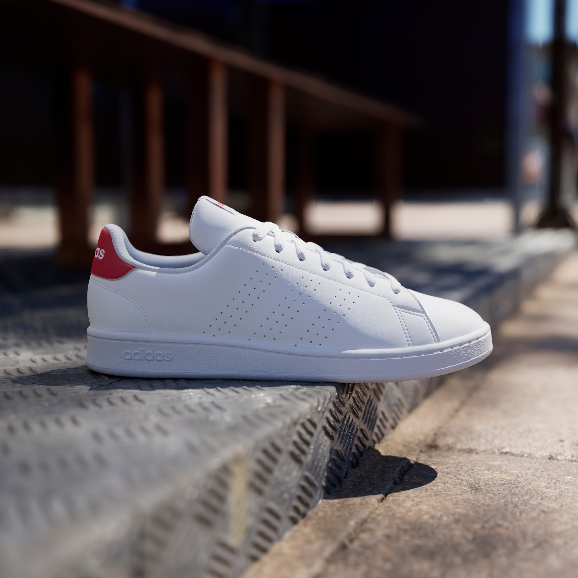 adidas Sportswear Sneaker »ADVANTAGE«, Design auf den Spuren des adidas Stan Smith