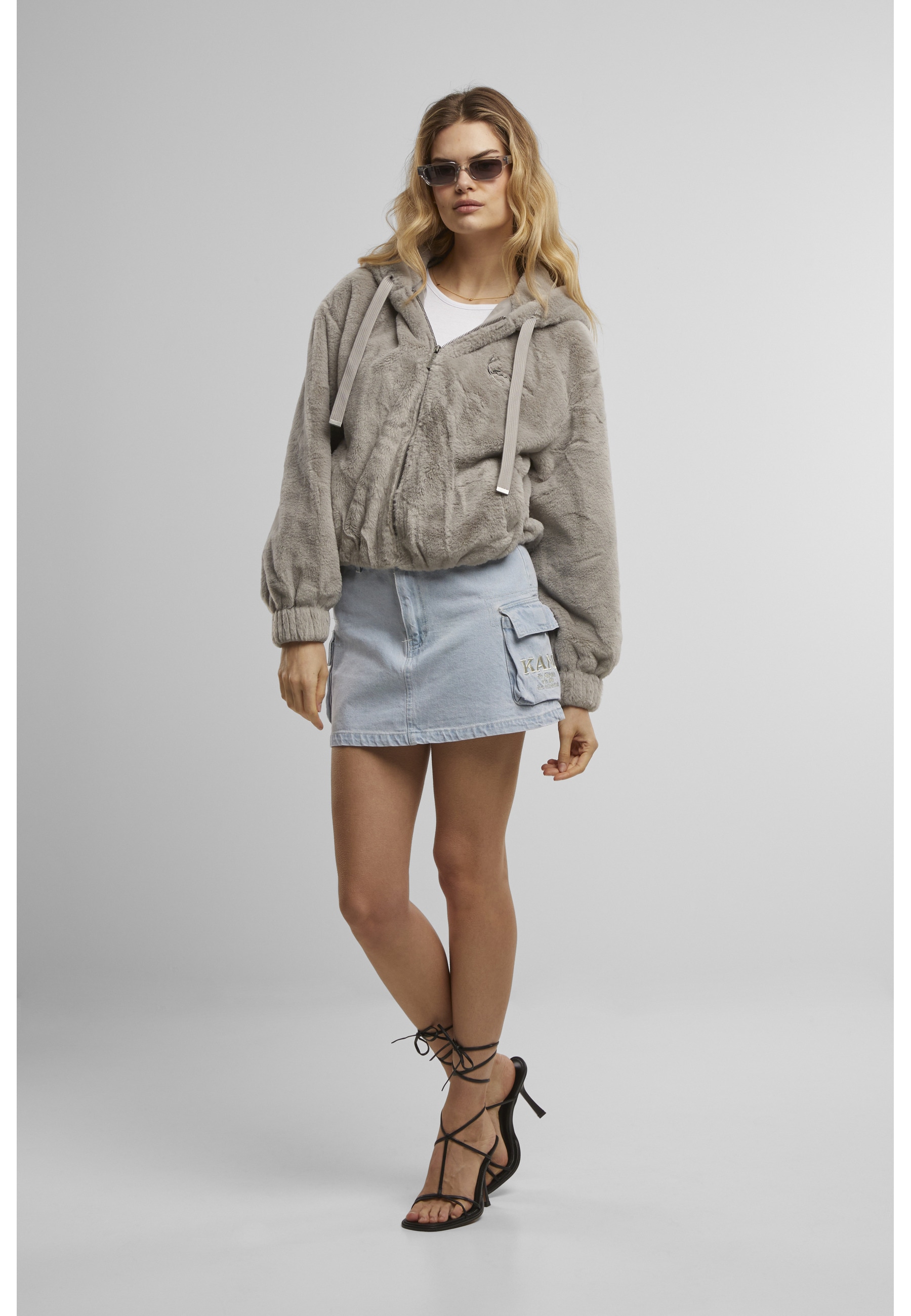 Karl Kani Sommerrock »Karl Kani Retro TM Denim Cargo Skirt« 1 Stk.