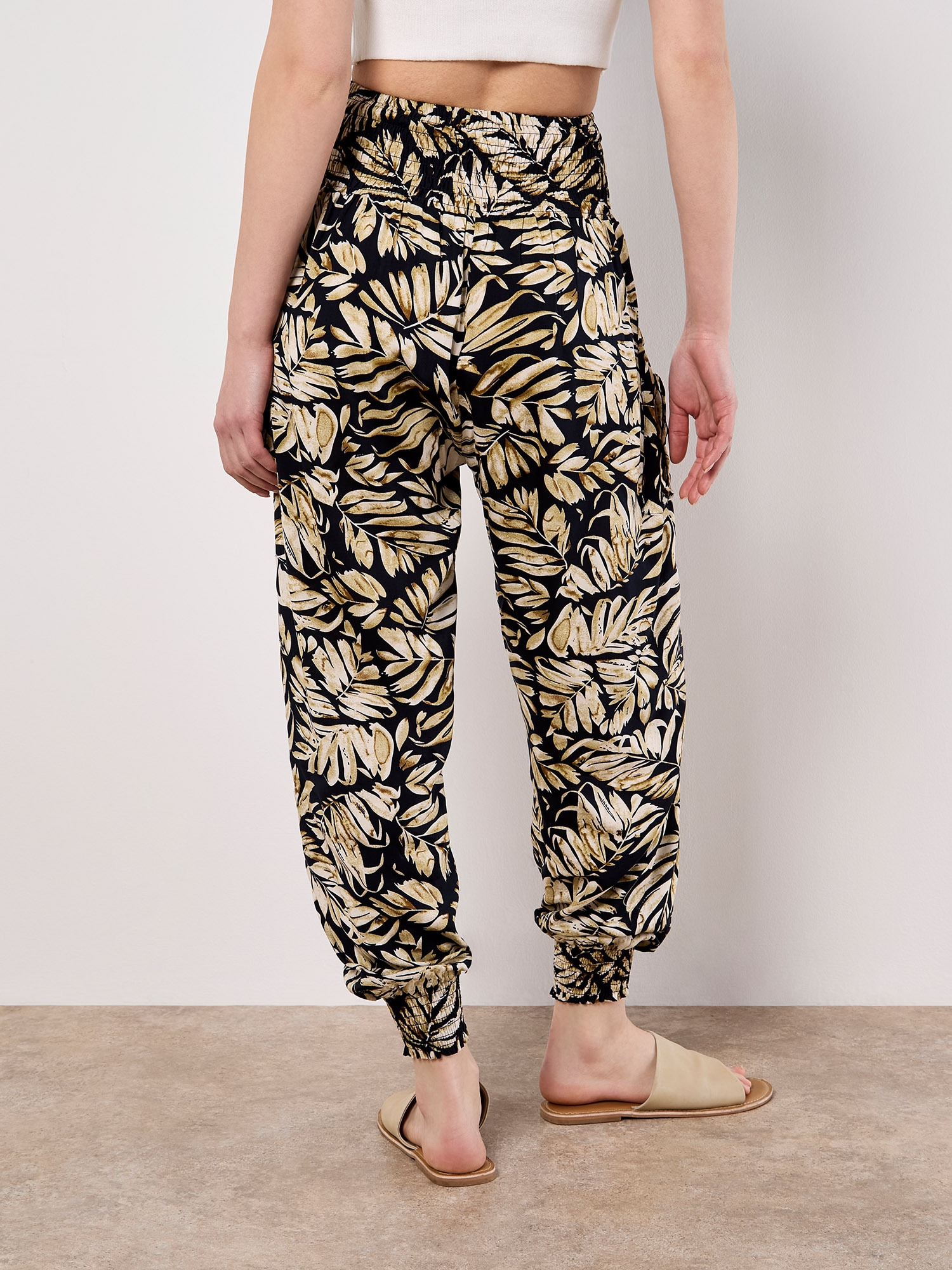 Apricot Jogger Pants »Jogginghose mit tropischem Blattmuster«