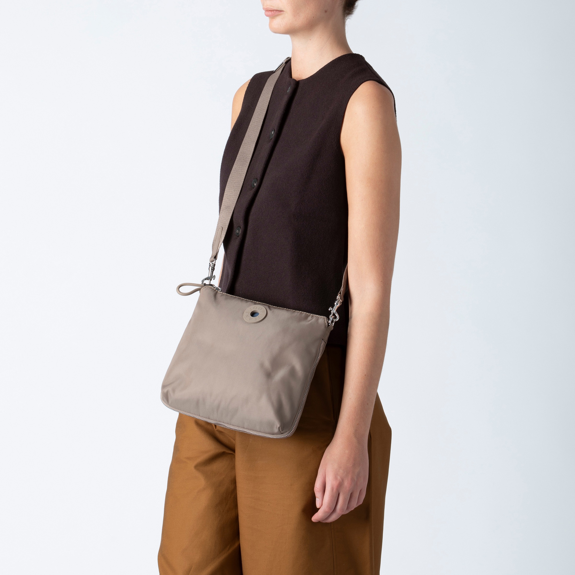 Joop Jeans Schultertasche "giocoso 1.0 letizia shoulderbag mhz" Damen Handt günstig online kaufen