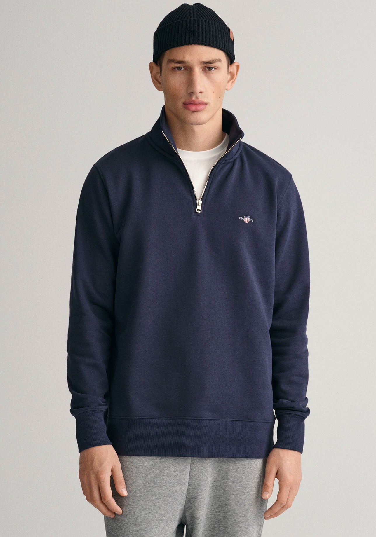 Gant Sweatshirt "REG SHIELD HALF ZIP SWEAT", mit Logostickerei auf der Brust