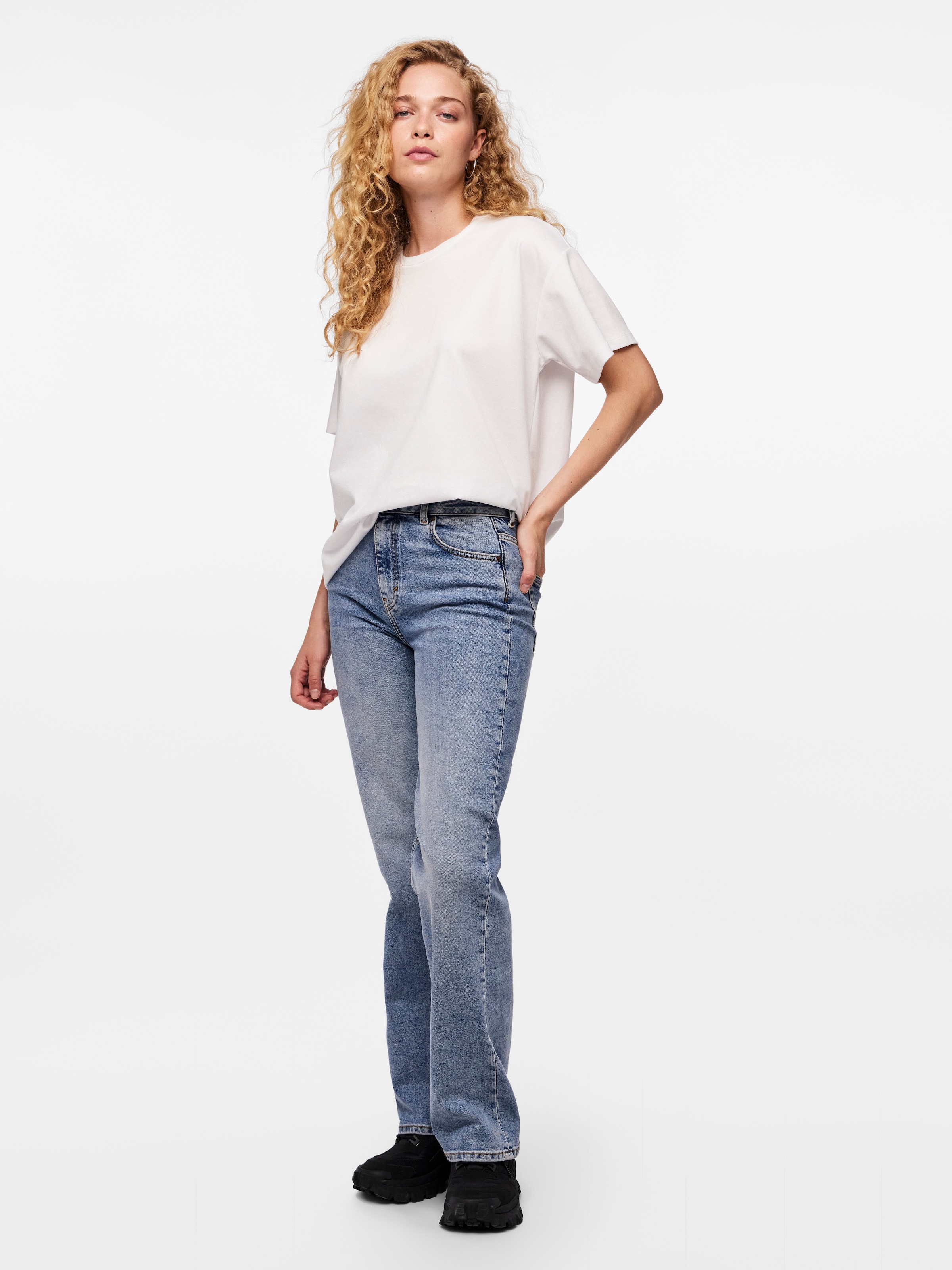pieces Kurzarmshirt »PCSKYLAR SS OVERSIZED TEE NOOS«