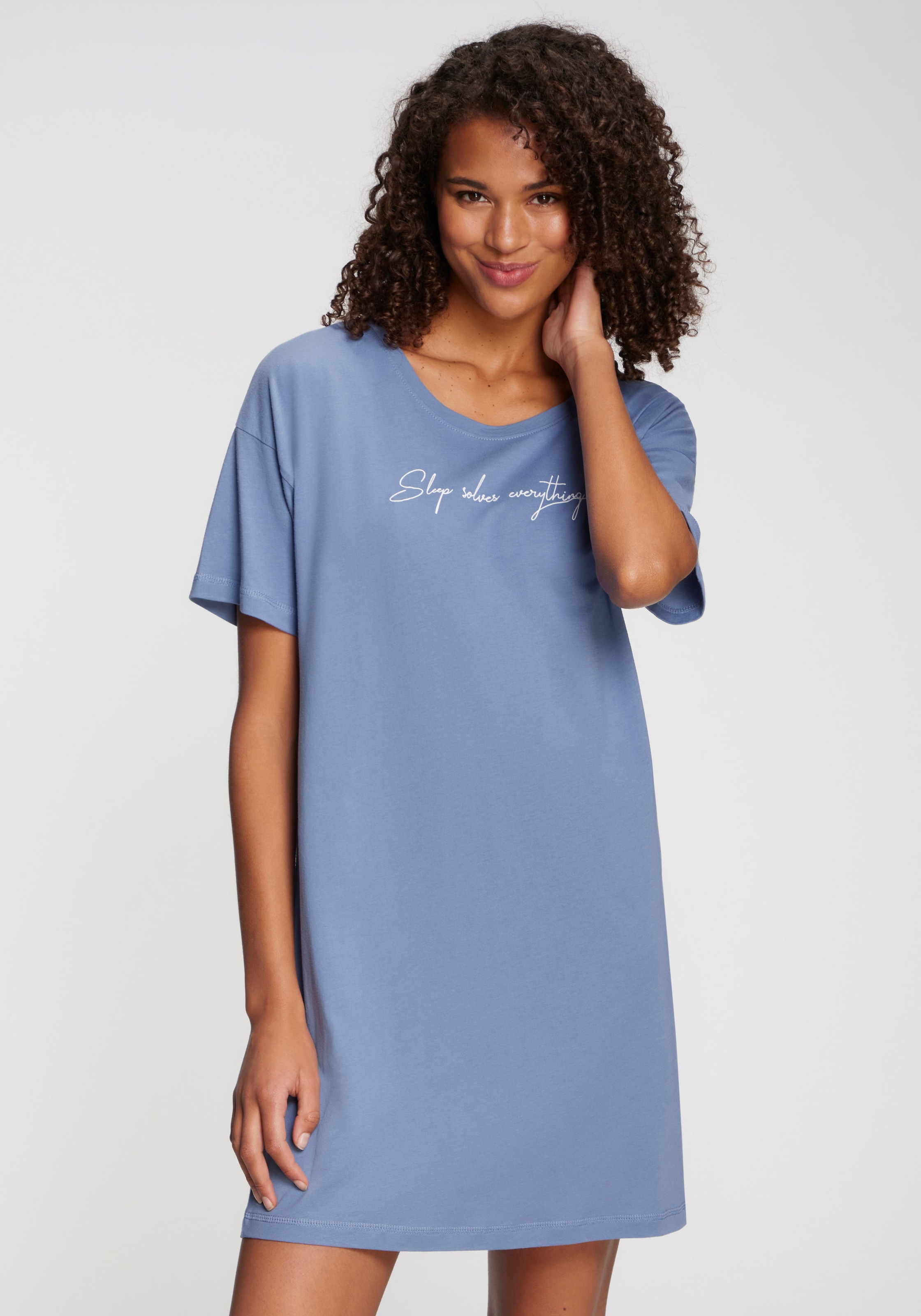 Vivance Dreams Nachthemd, mit kleinem Frontdruck günstig online kaufen