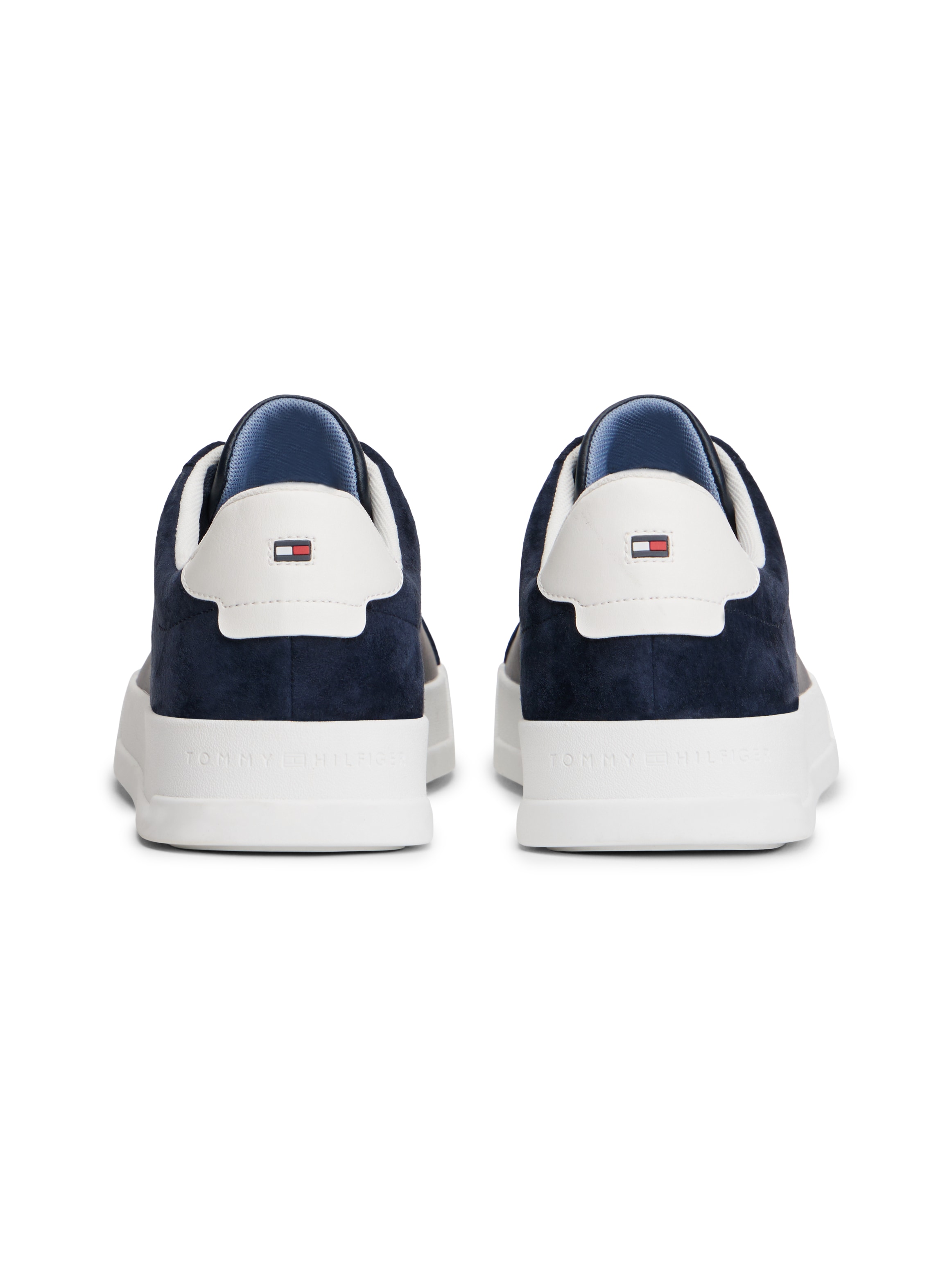 Tommy Hilfiger Sneaker »TH COURT MIX NUBUCK«, Freizeitschuh, Halbschuh, Schnürer mit zwei Logoschriftzügen