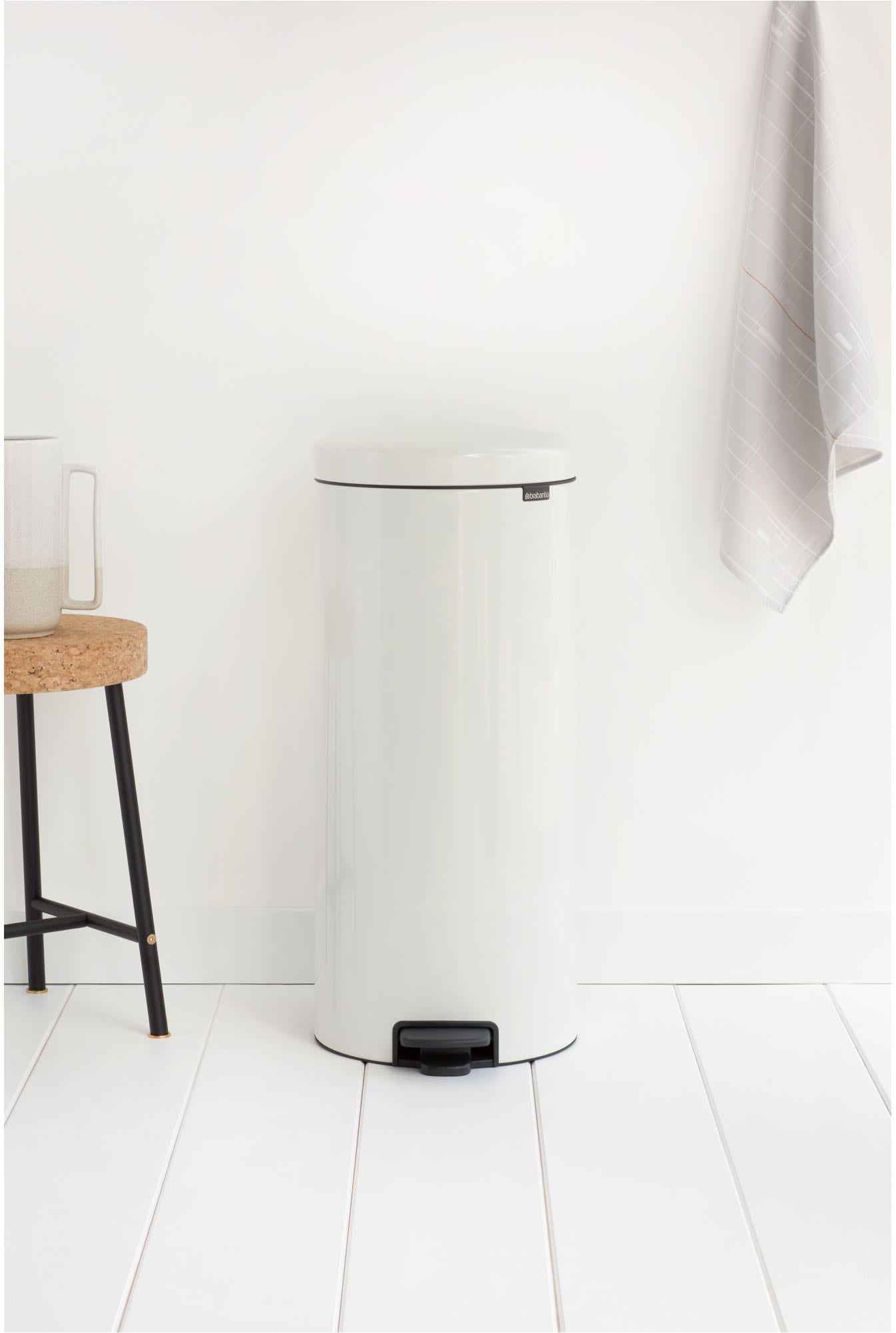 Brabantia Mülleimer »NewIcon Treteimer, 30L«, sanft schließender Deckel, mit leichter Pedalbedienung