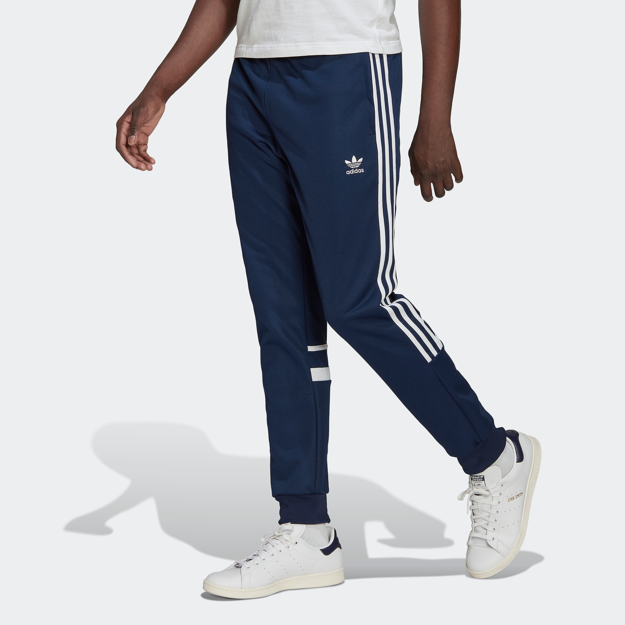 adidas Originals "ADICOLOR CLASSICS CUTLINE HOSE" günstig online kaufen