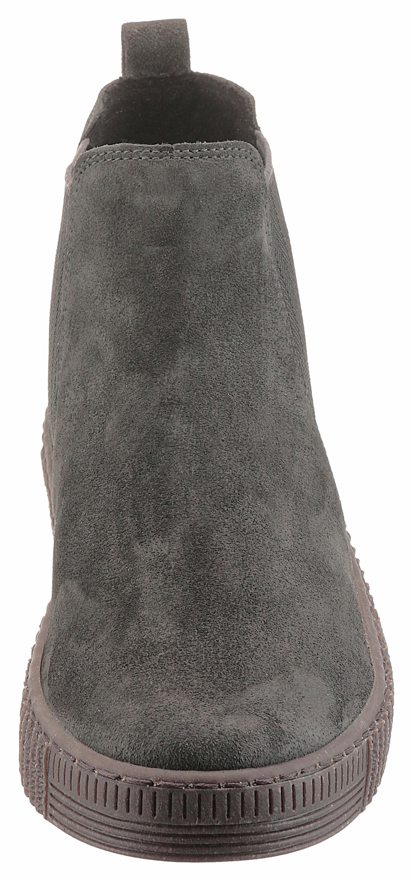 Gabor Chelseaboots, Plateau, Stiefelette, Schlupfschuh mit dezenten Kontrastnähten
