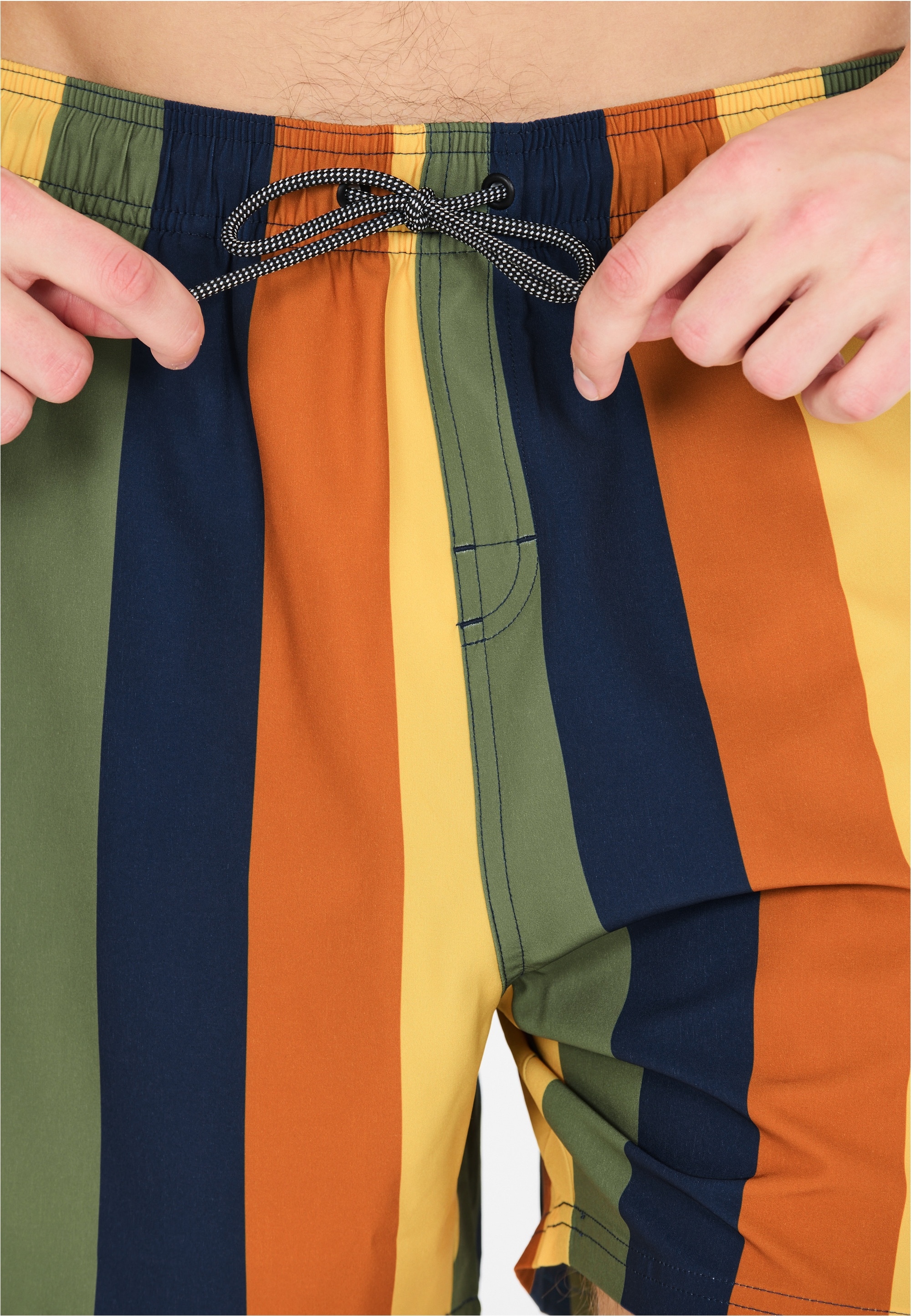 CRUZ Badeshorts »Pieter«, (1 St.), aus leichtem und atmungsaktivem Material