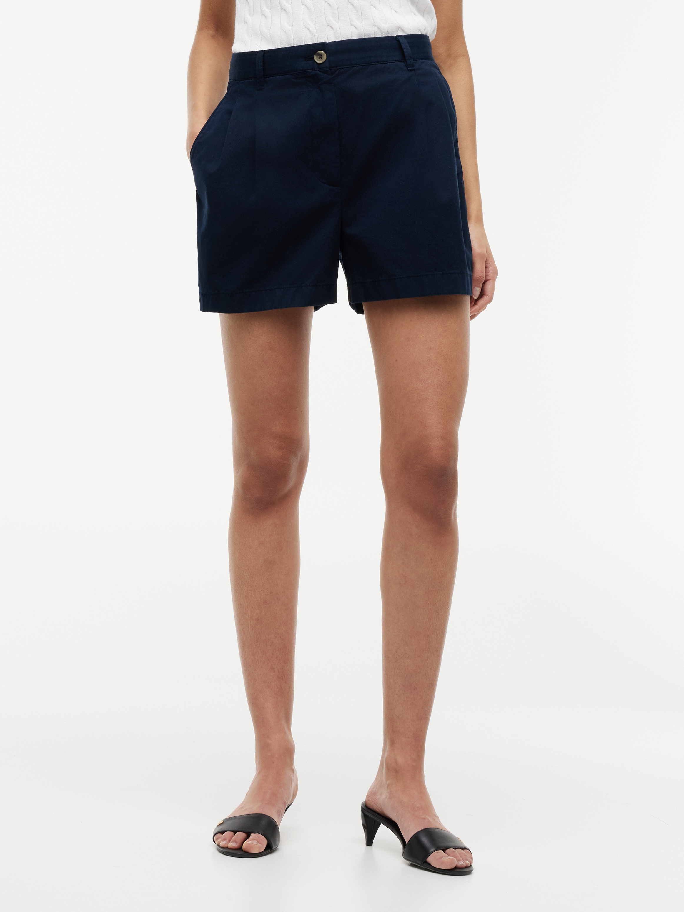 Tommy Hilfiger Shorts "COTTON CHINO FLARE SHORTS" Baumwolle, in ausgestellter Form