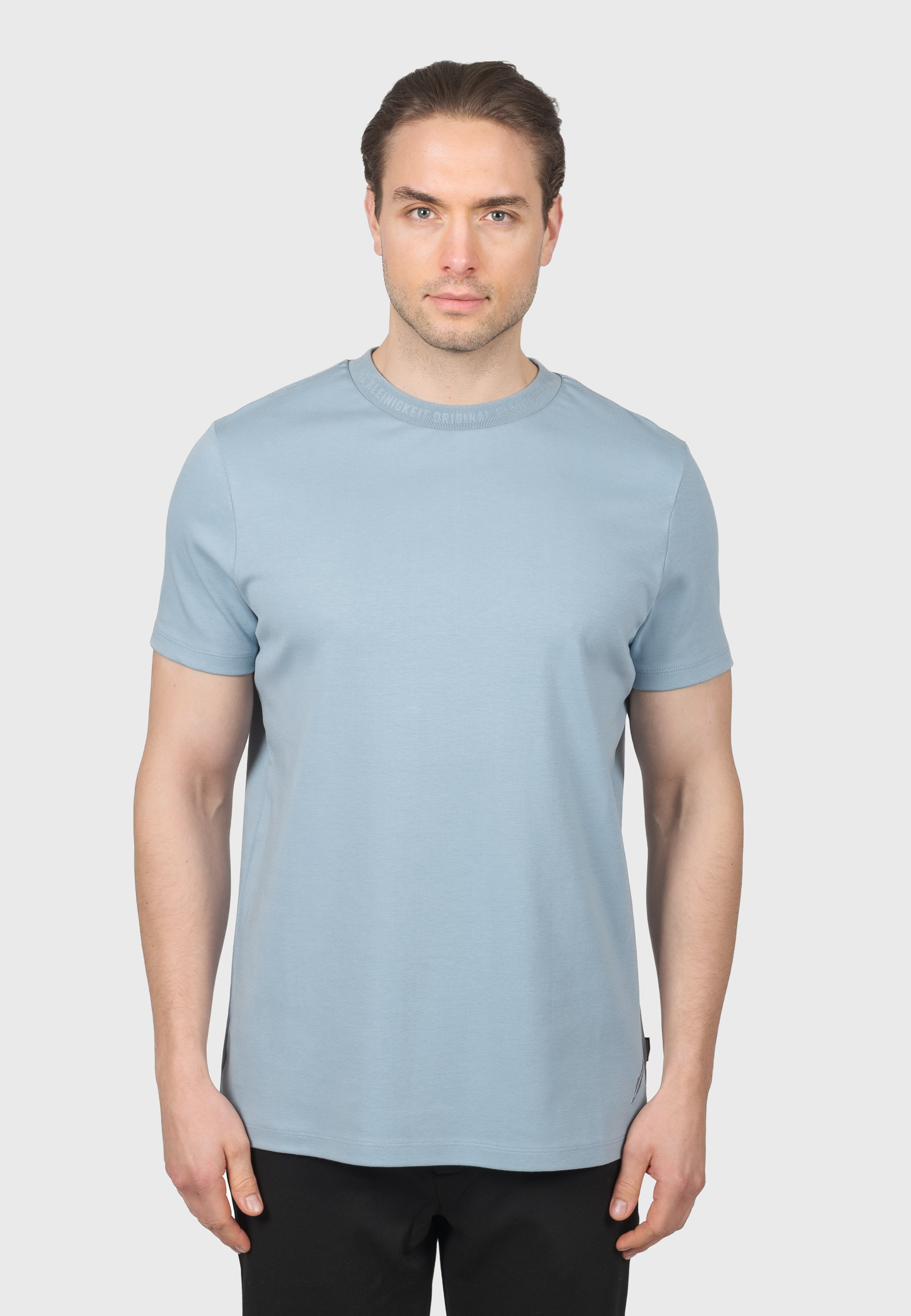 Kleinigkeit T-Shirt »Kleinigkeit Unterragendes Shört« 1