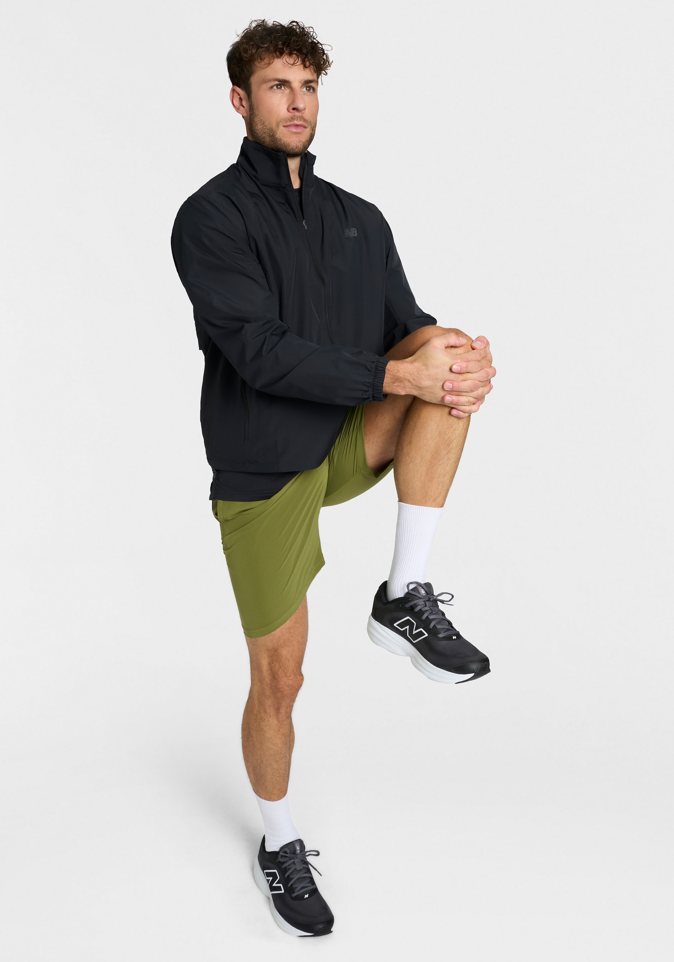 New Balance Laufjacke »FAST DAYS JACKET« feuchtigkeitsableitendes Material, mit Bewegungsfreiheit
