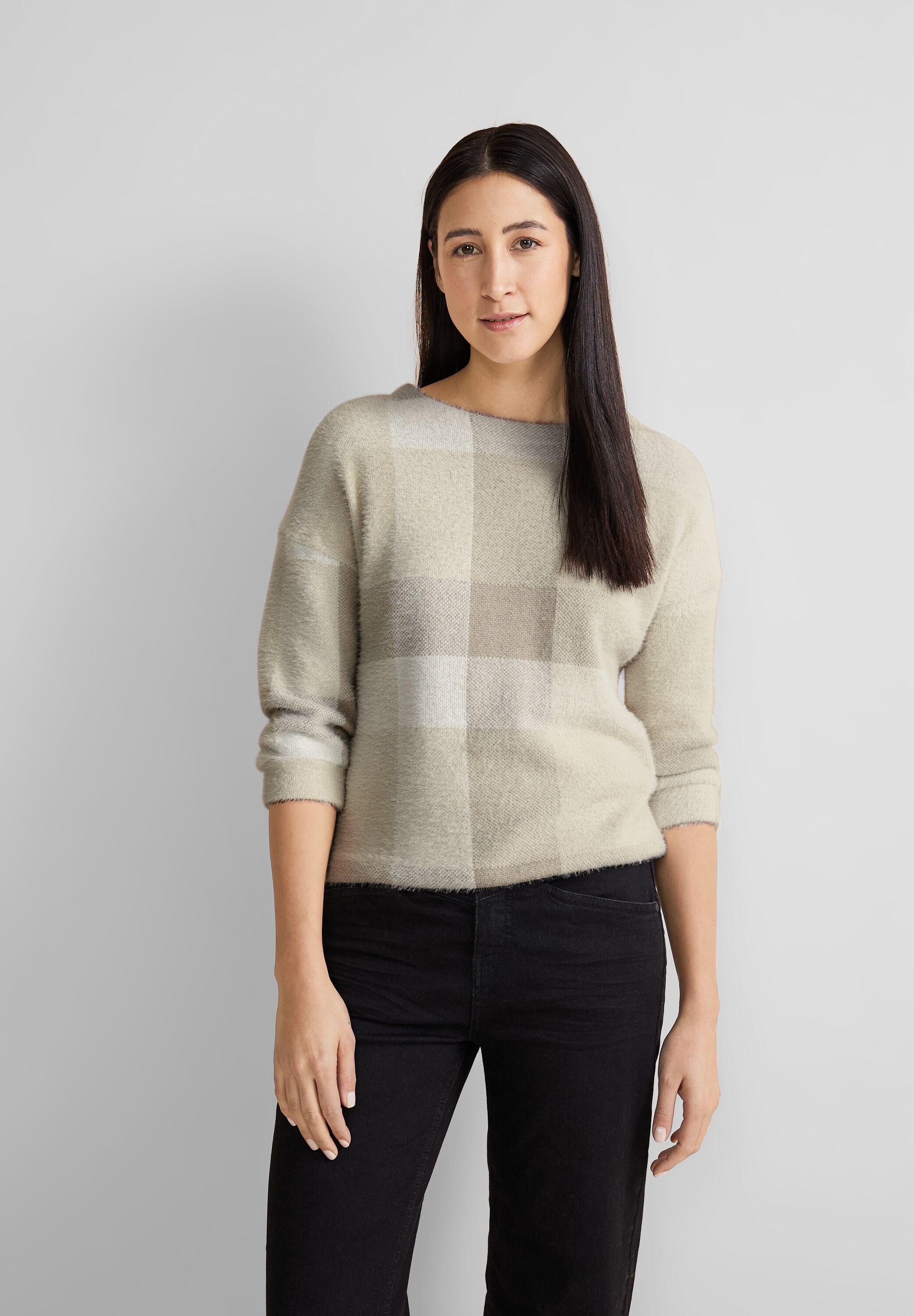 3/4-Arm-Shirt STREET ONE, Damen, Gr. 44, beige (light smooth sand), Stoff, 65% Nylon, 20% Polyester, 15% Viskose, kariert, gerade hüftlang, U-Boot-Ausschnitt, Bündchen, Shirts 3/4-Arm-Shirt, mit 3/4 Ärmeln 2