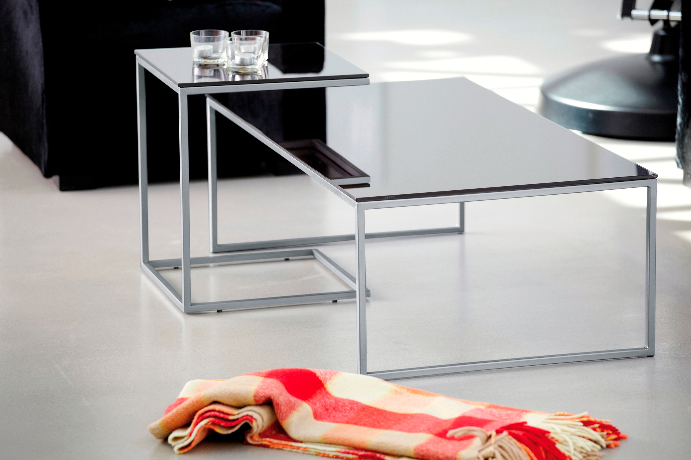 Fiam Couchtisch "classico", mit Metallkufen, in 2 Farben, Maße (B/T/H): 60/ günstig online kaufen