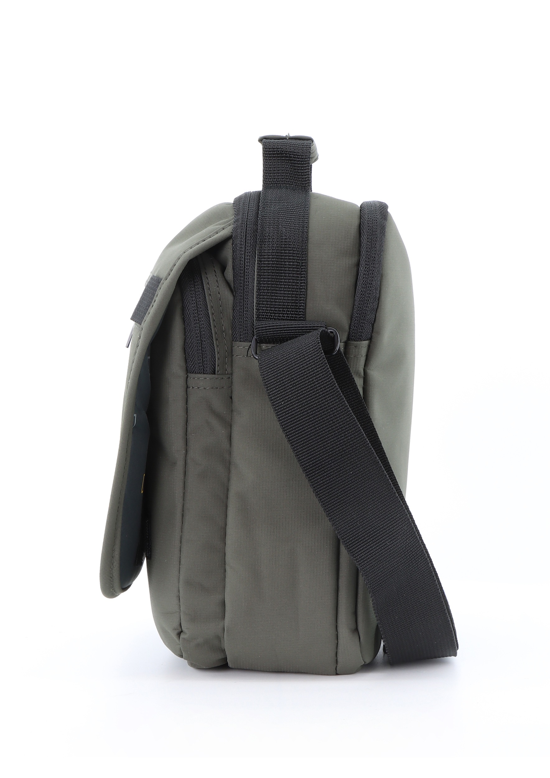 NATIONAL GEOGRAPHIC Schultertasche »Mutation«, aus recyceltem Polyester